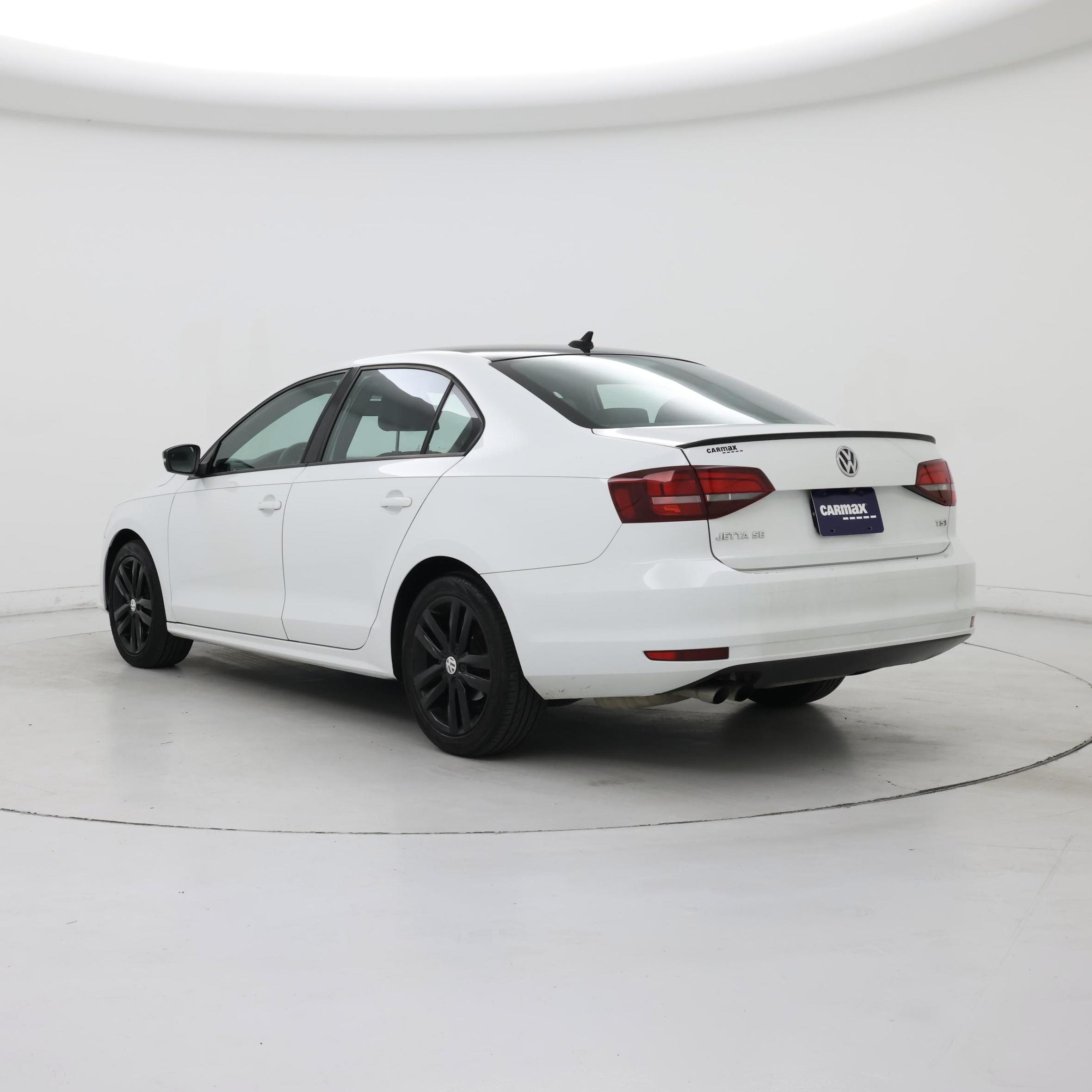 Thumbnail: 2018 Volkswagen Jetta - 2