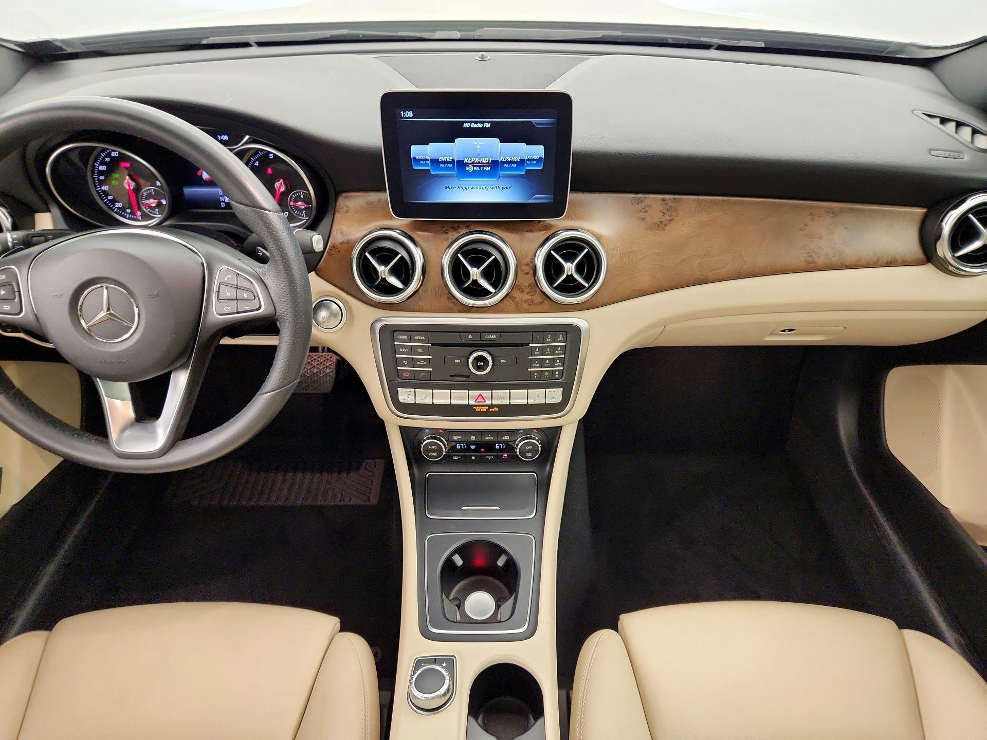 Thumbnail: 2018 Mercedes-Benz GLA - 9
