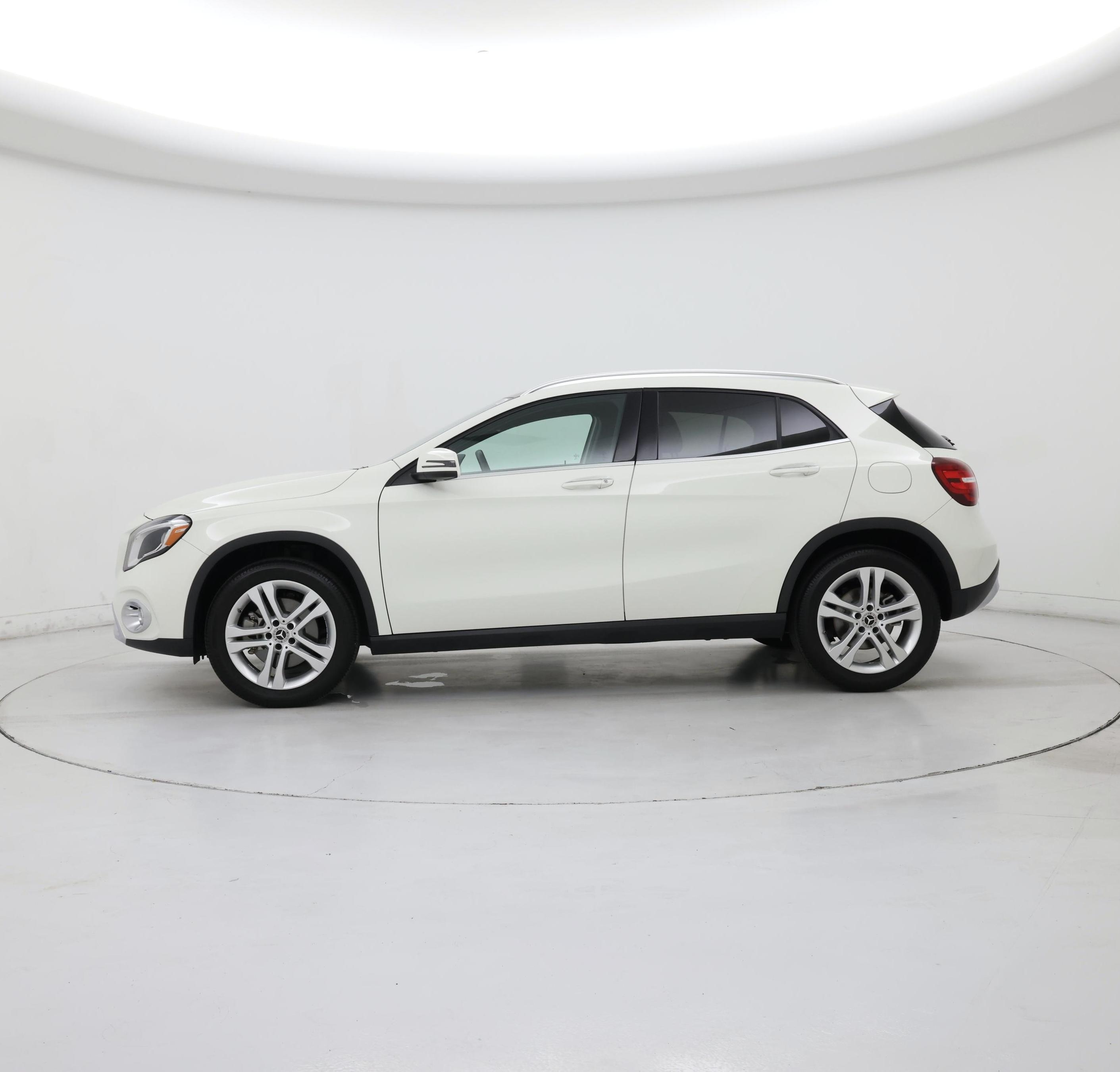 Thumbnail: 2018 Mercedes-Benz GLA - 3