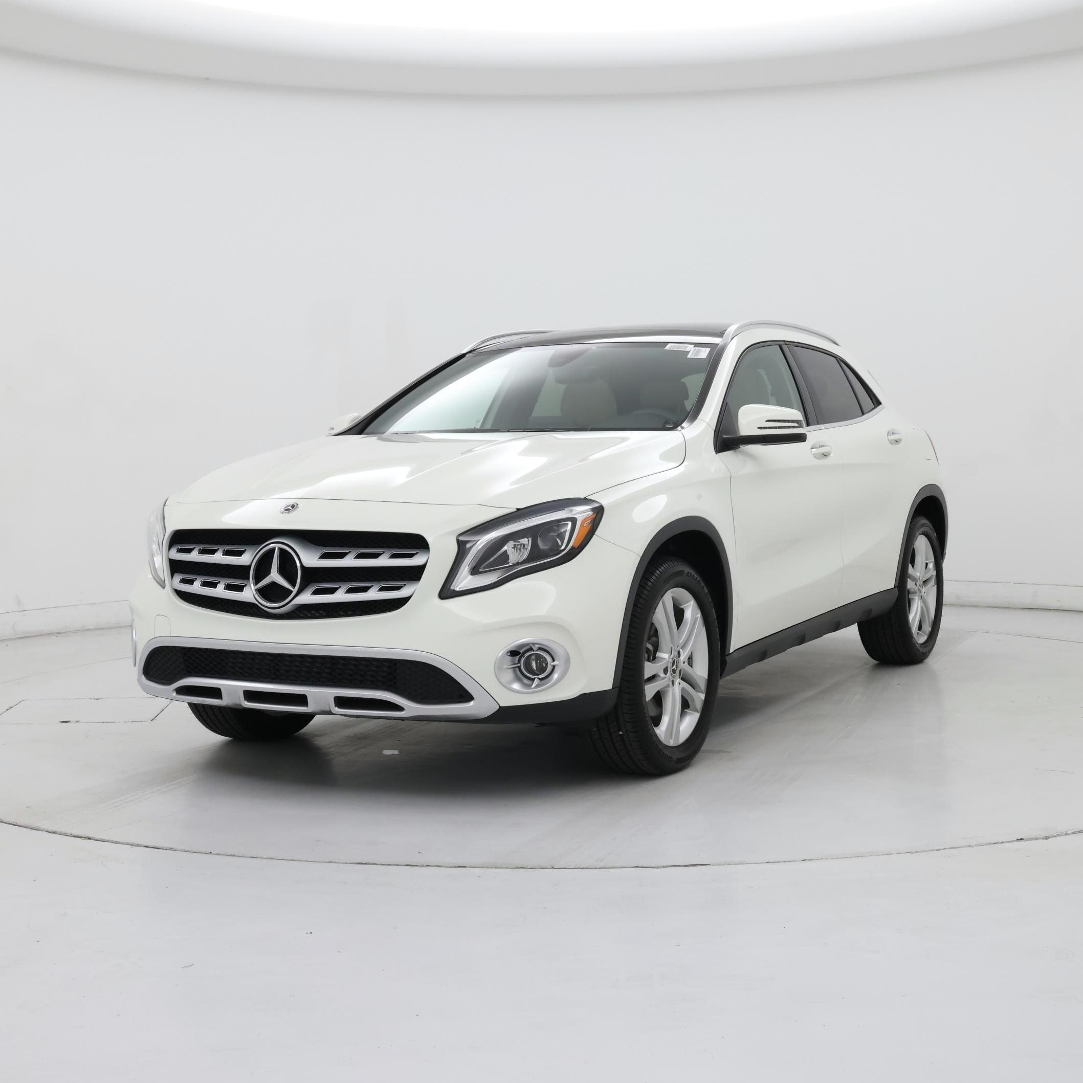 Thumbnail: 2018 Mercedes-Benz GLA - 4