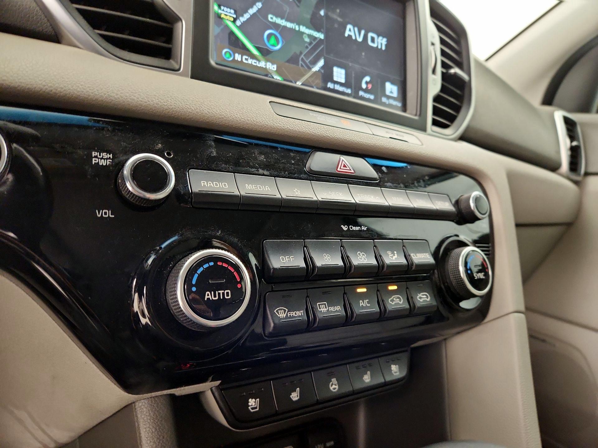 Thumbnail: 2018 Kia Sportage - 16