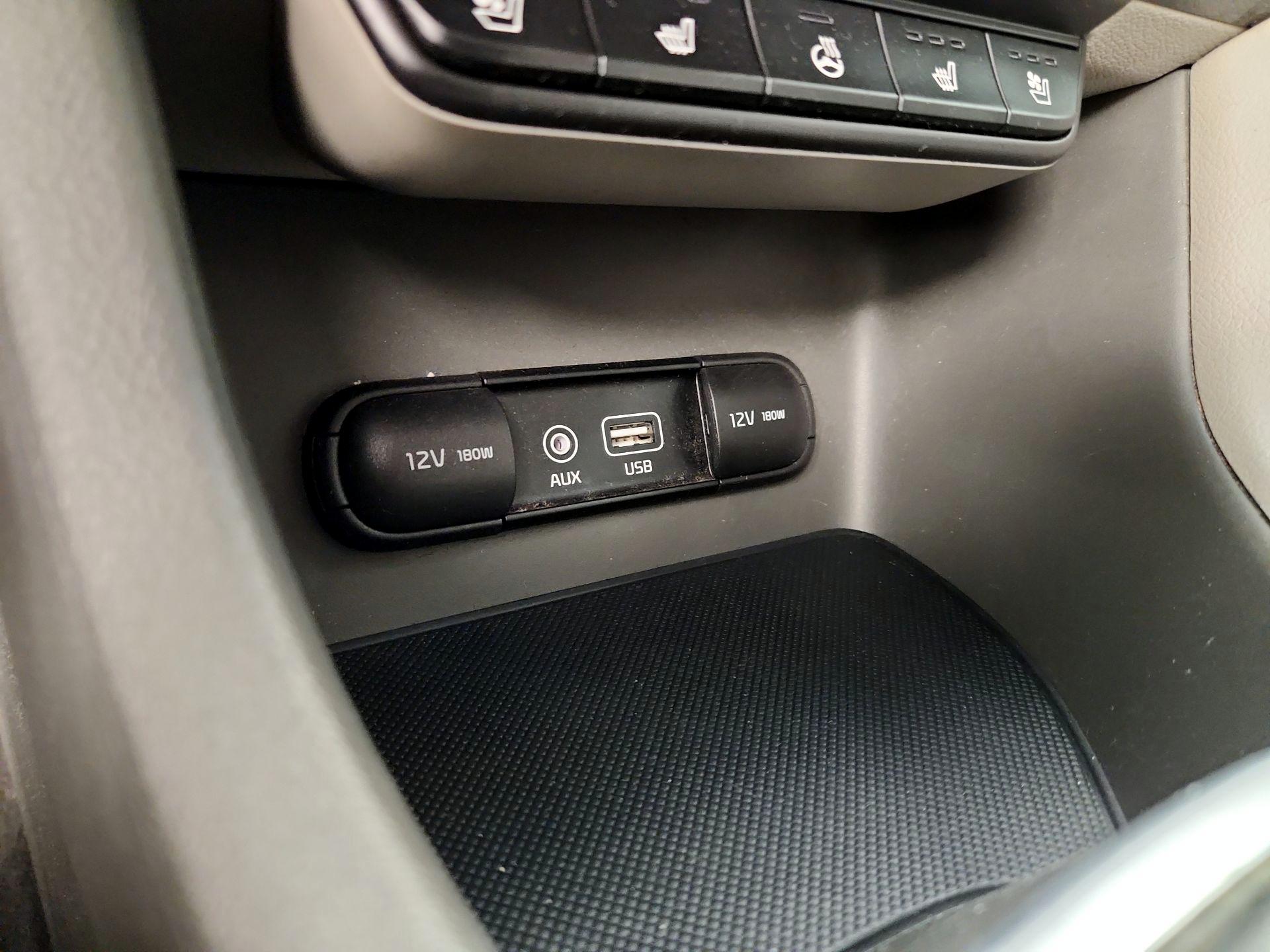 Thumbnail: 2018 Kia Sportage - 18