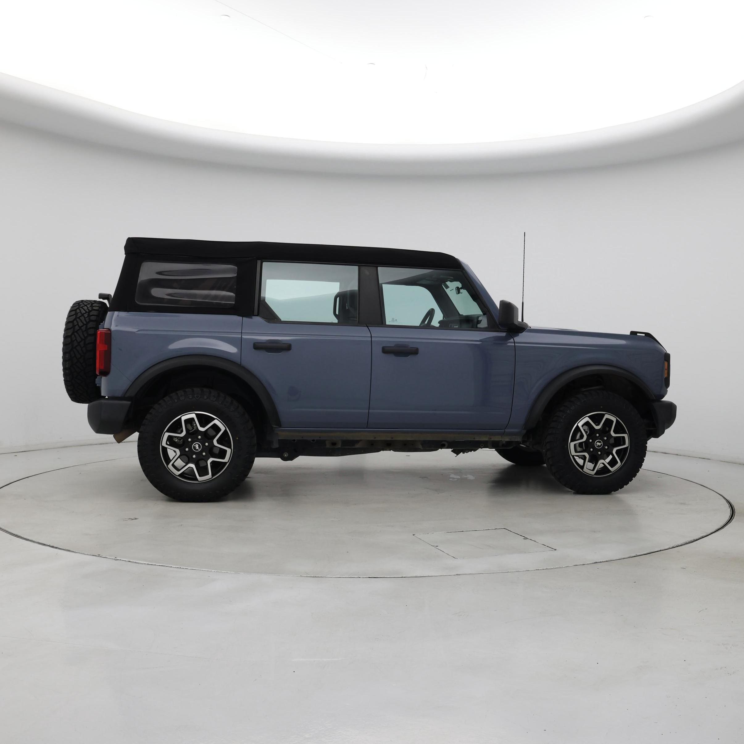 Thumbnail: 2023 Ford Bronco - 7