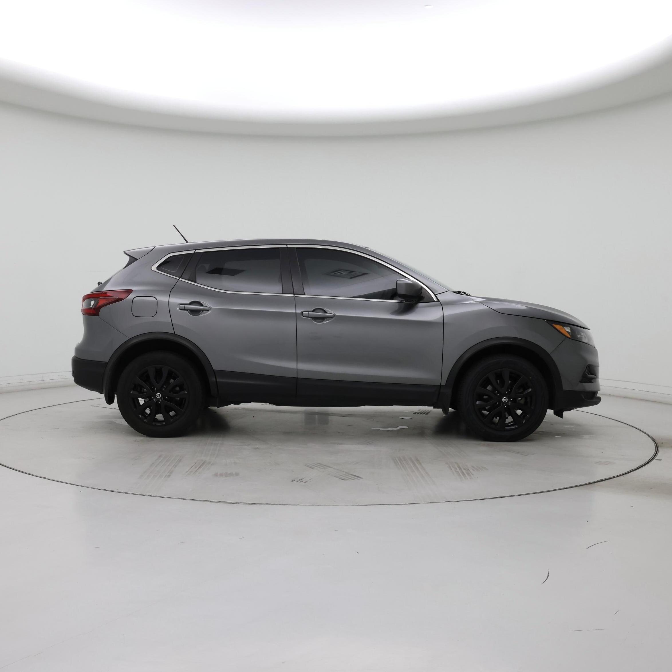 Thumbnail: 2021 Nissan Rogue Sport - 7