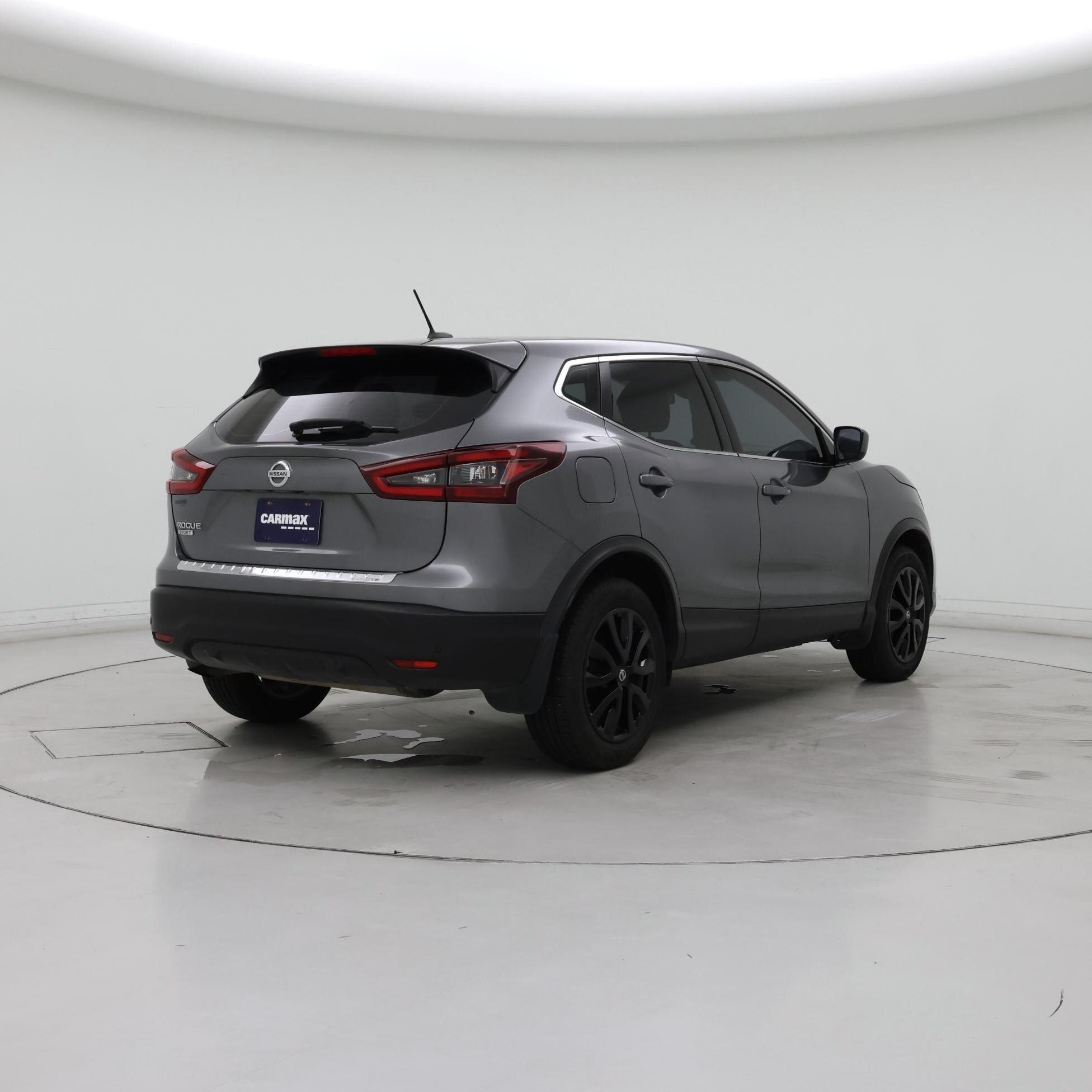 Thumbnail: 2021 Nissan Rogue Sport - 8