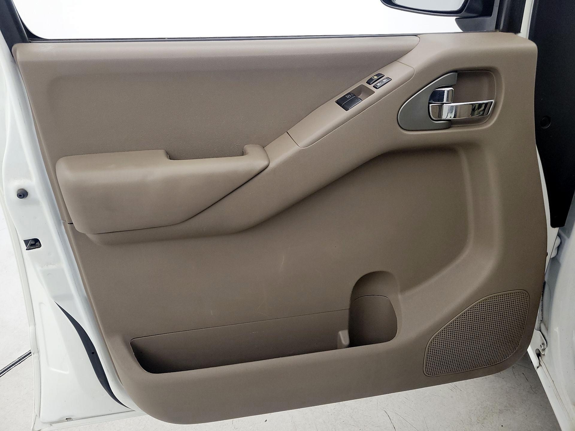 Thumbnail: 2014 Nissan Frontier - 12