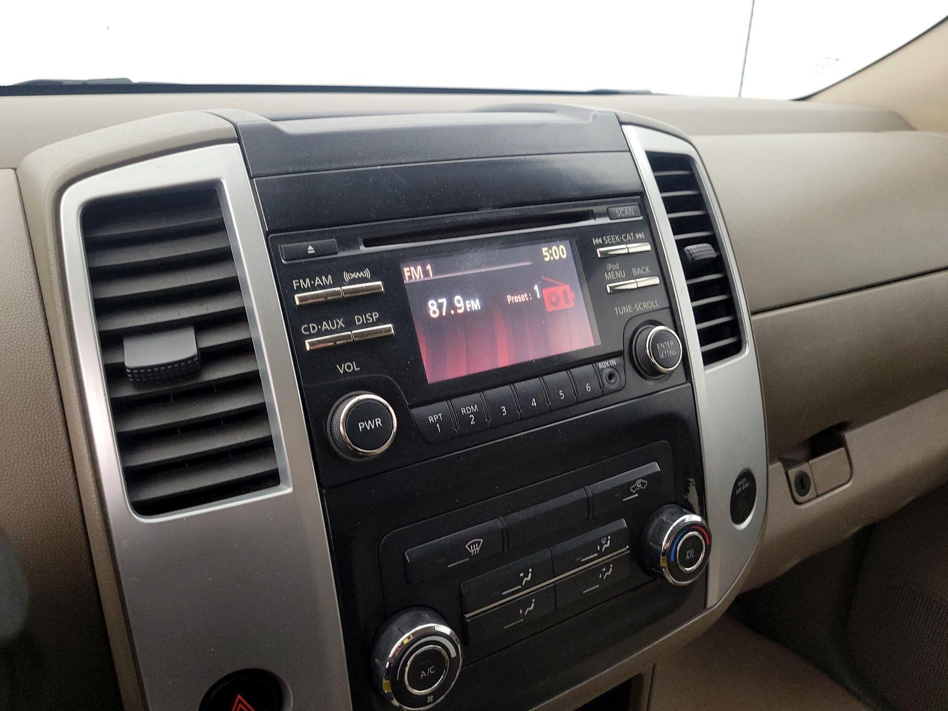 Thumbnail: 2014 Nissan Frontier - 14