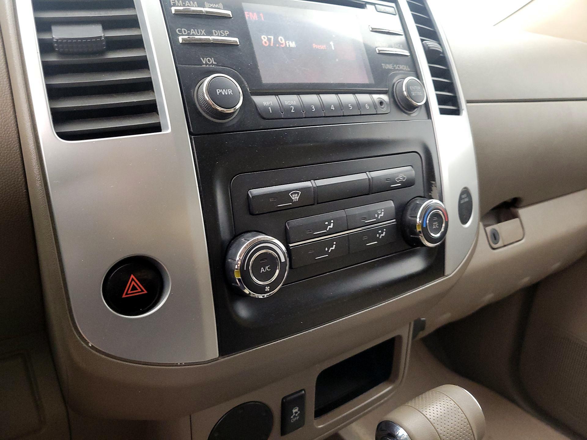 Thumbnail: 2014 Nissan Frontier - 15