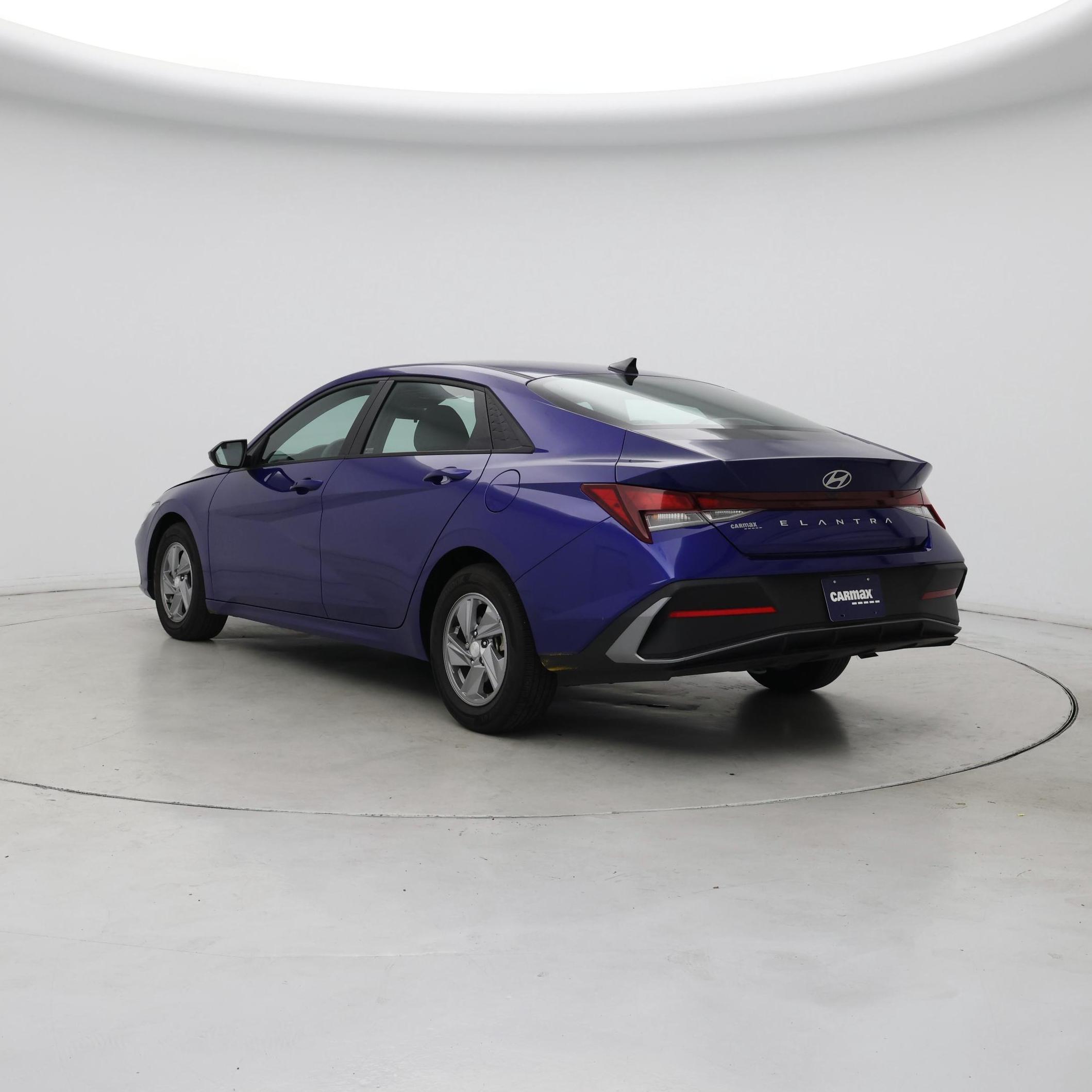 Thumbnail: 2024 Hyundai Elantra - 2