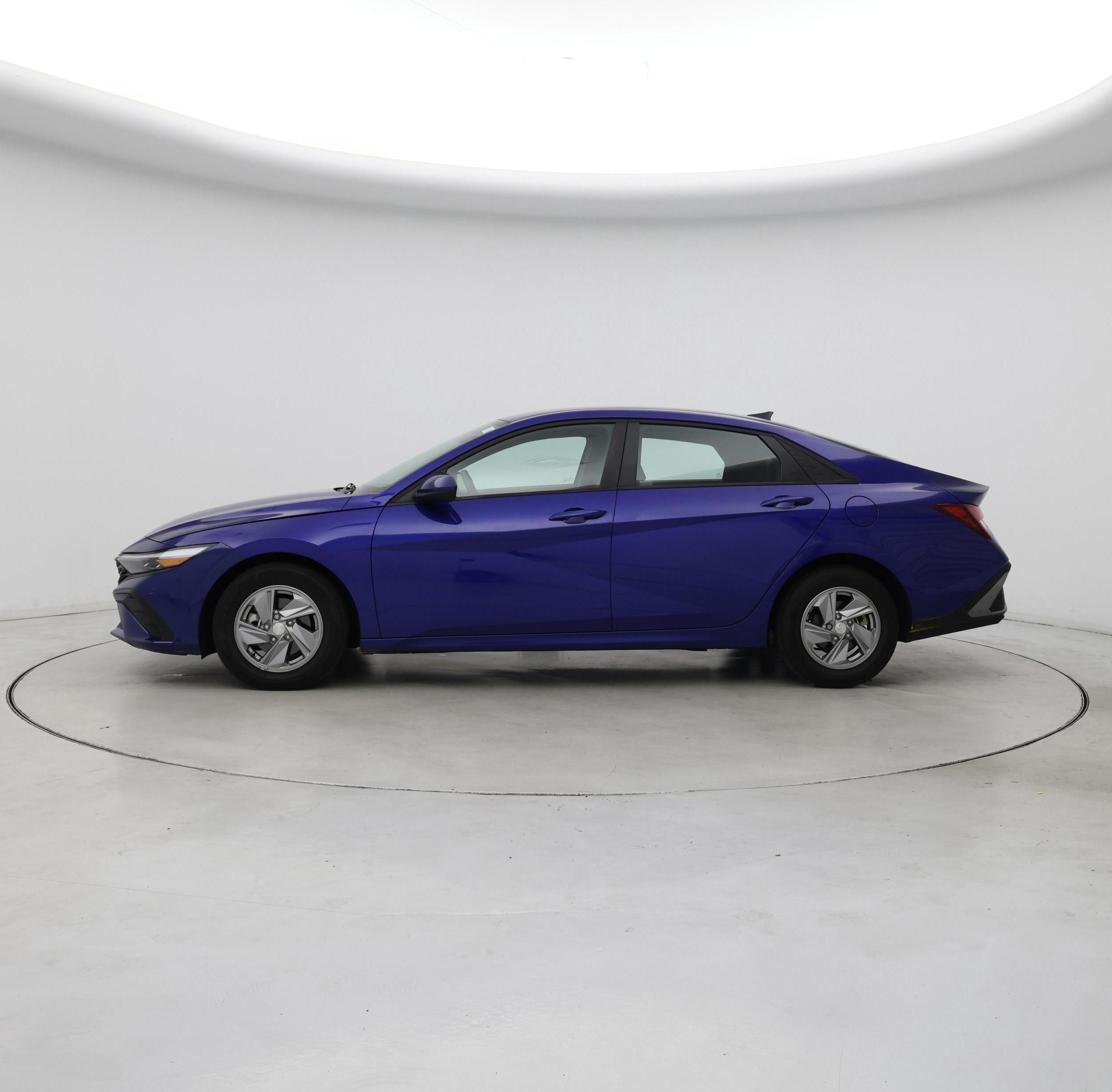 Thumbnail: 2024 Hyundai Elantra - 3