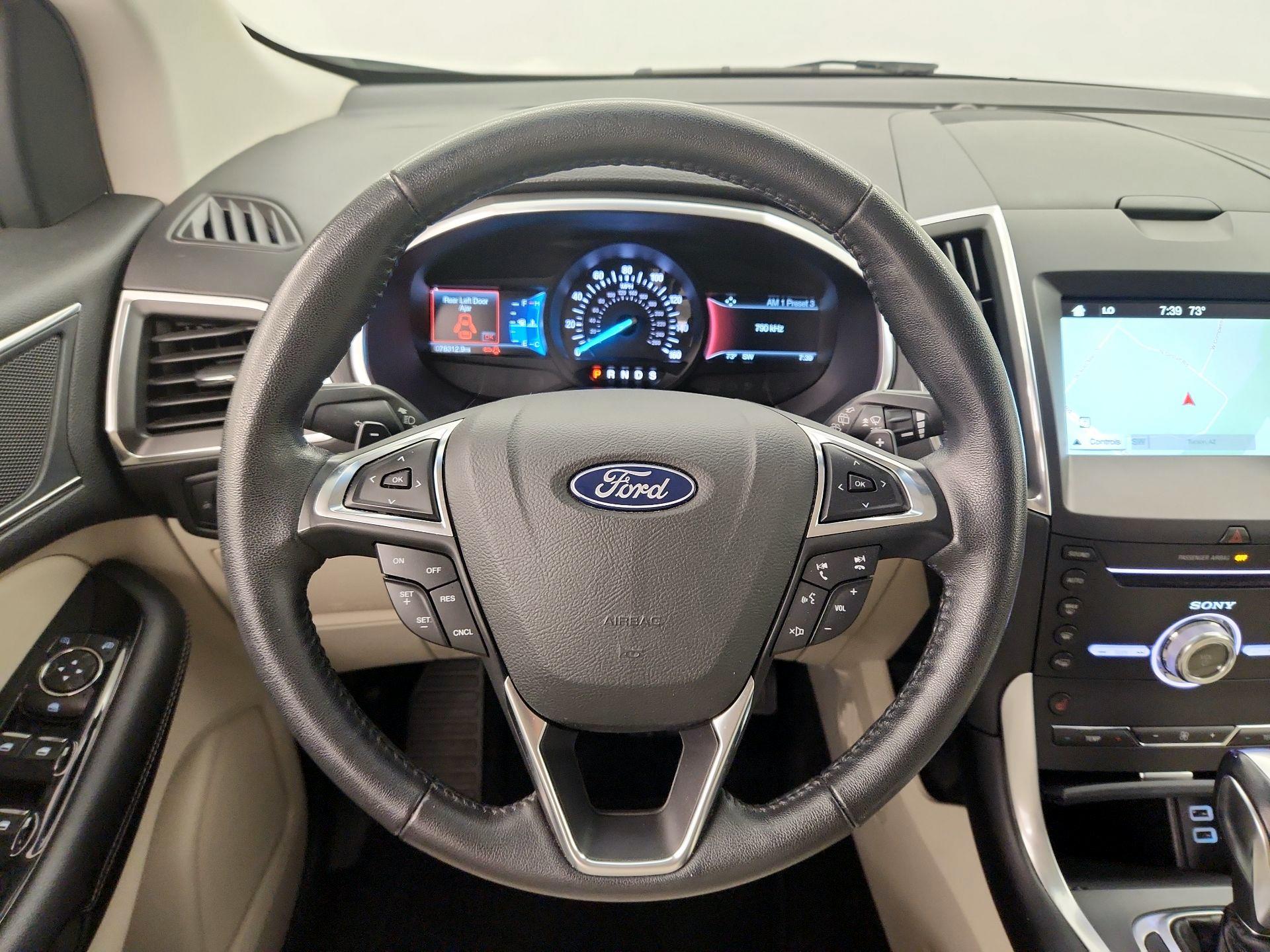 Thumbnail: 2018 Ford Edge - 10