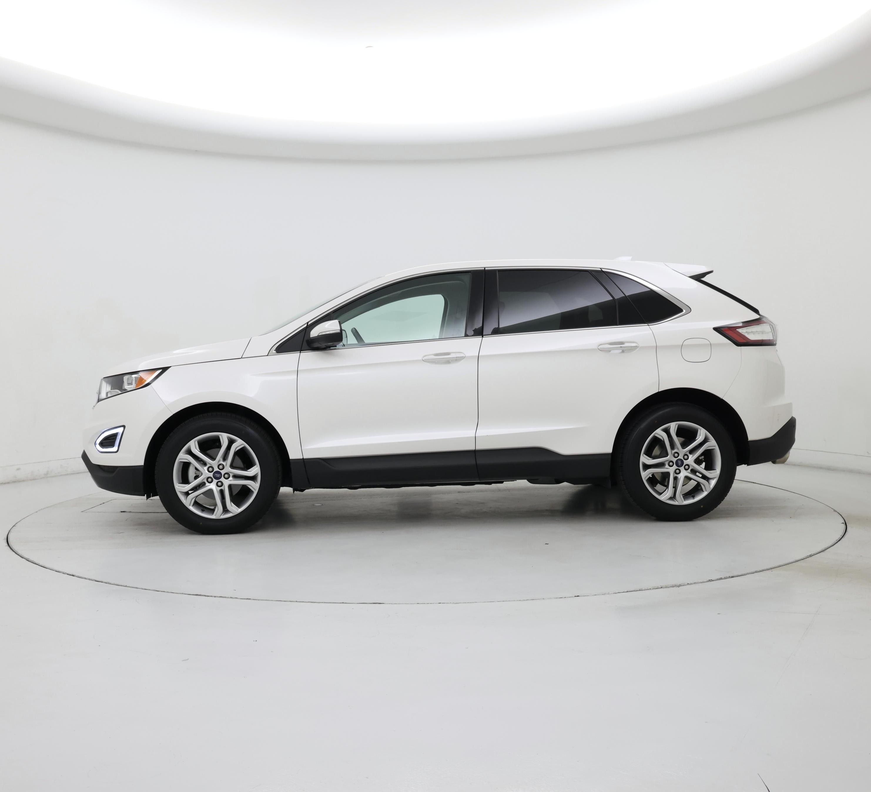 Thumbnail: 2018 Ford Edge - 3