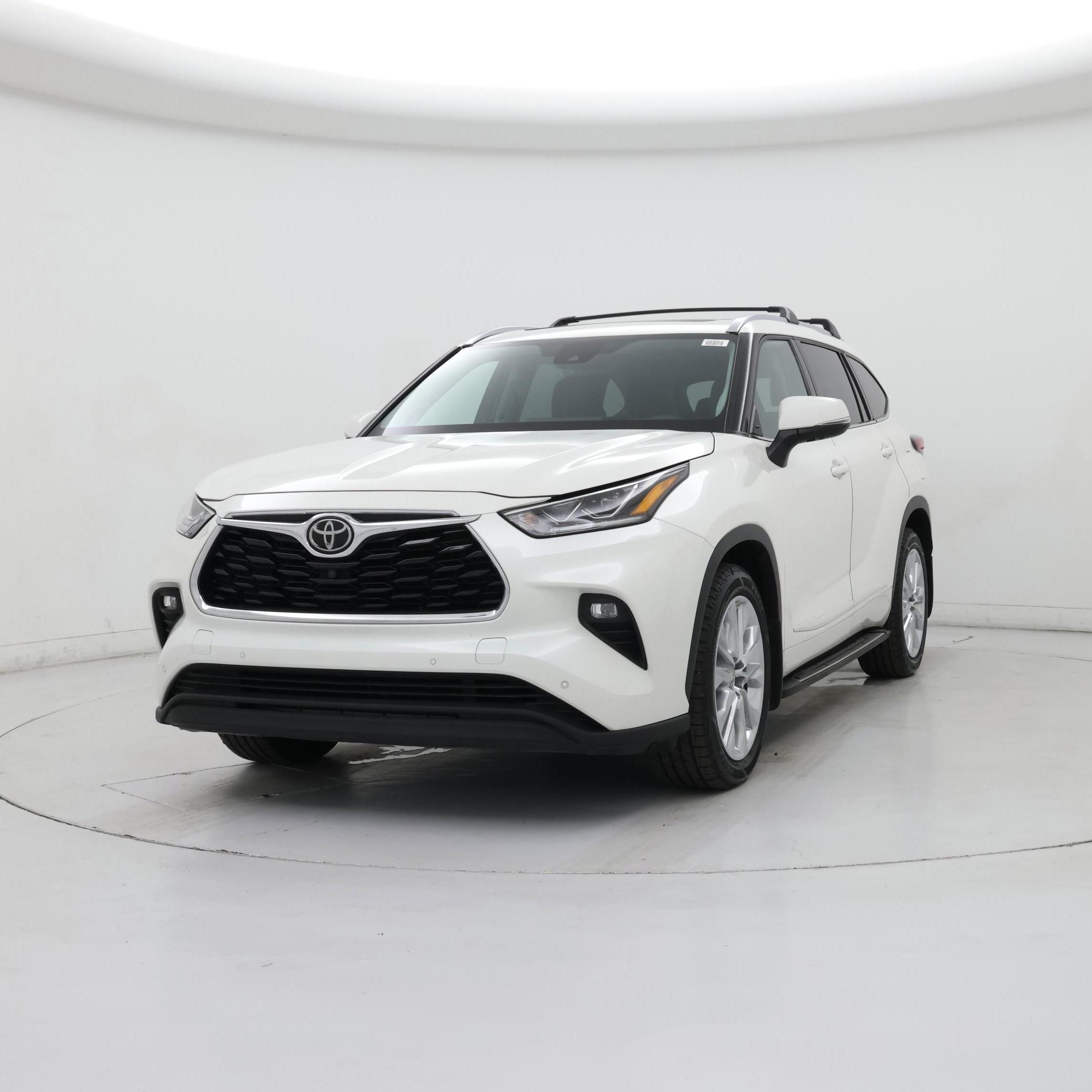 Thumbnail: 2020 Toyota Highlander - 4