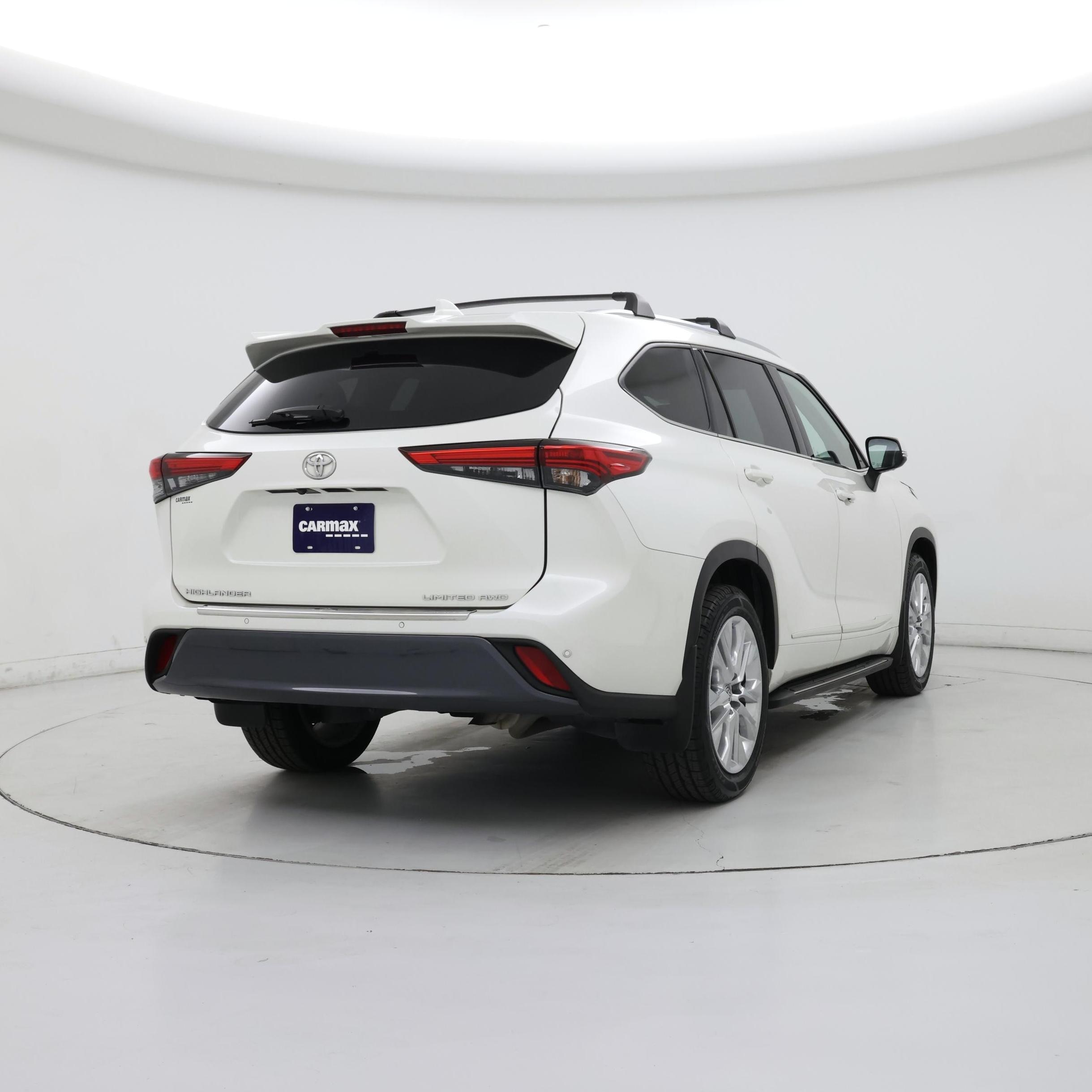 Thumbnail: 2020 Toyota Highlander - 8