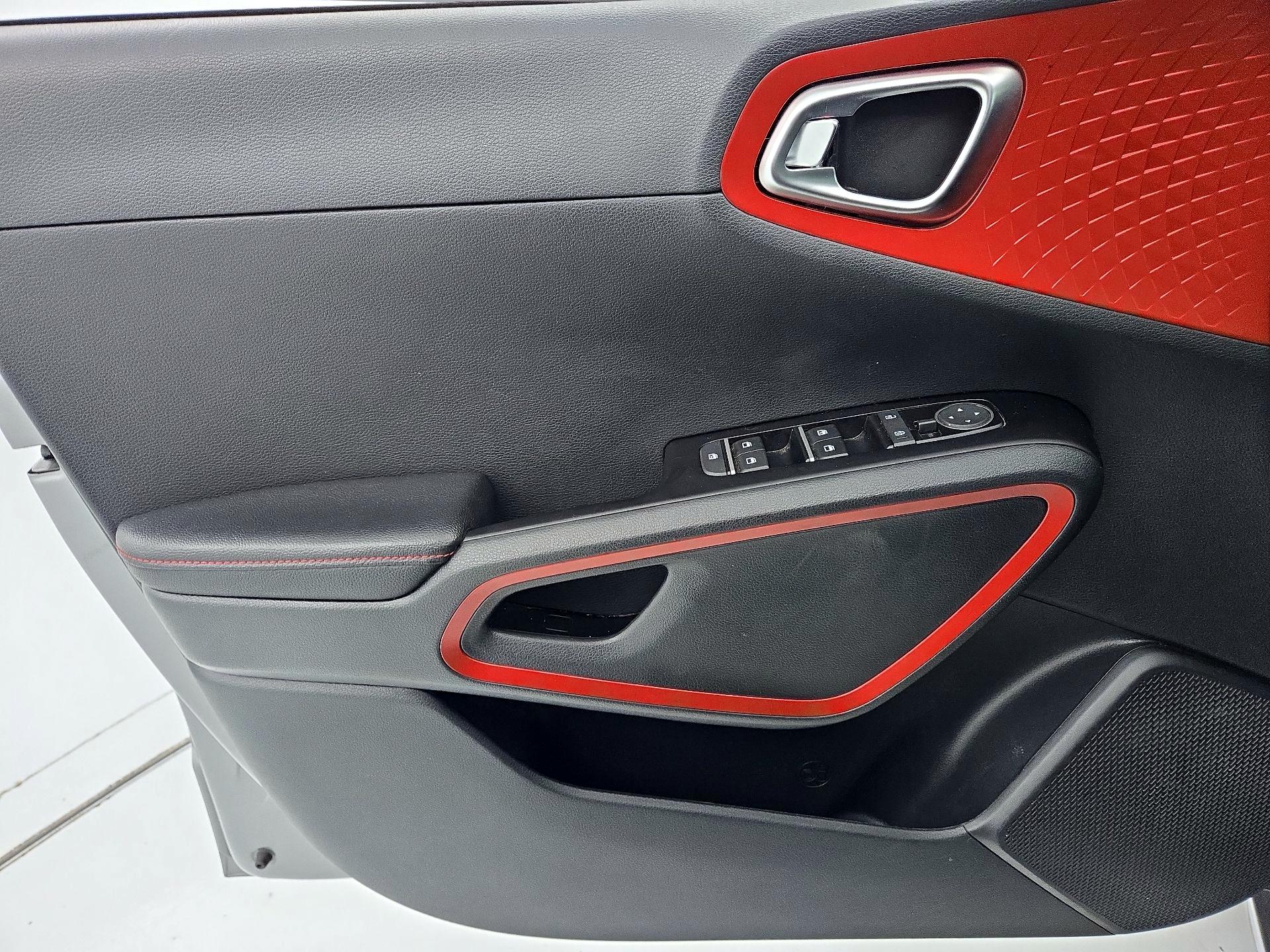 Thumbnail: 2023 Kia Soul - 12