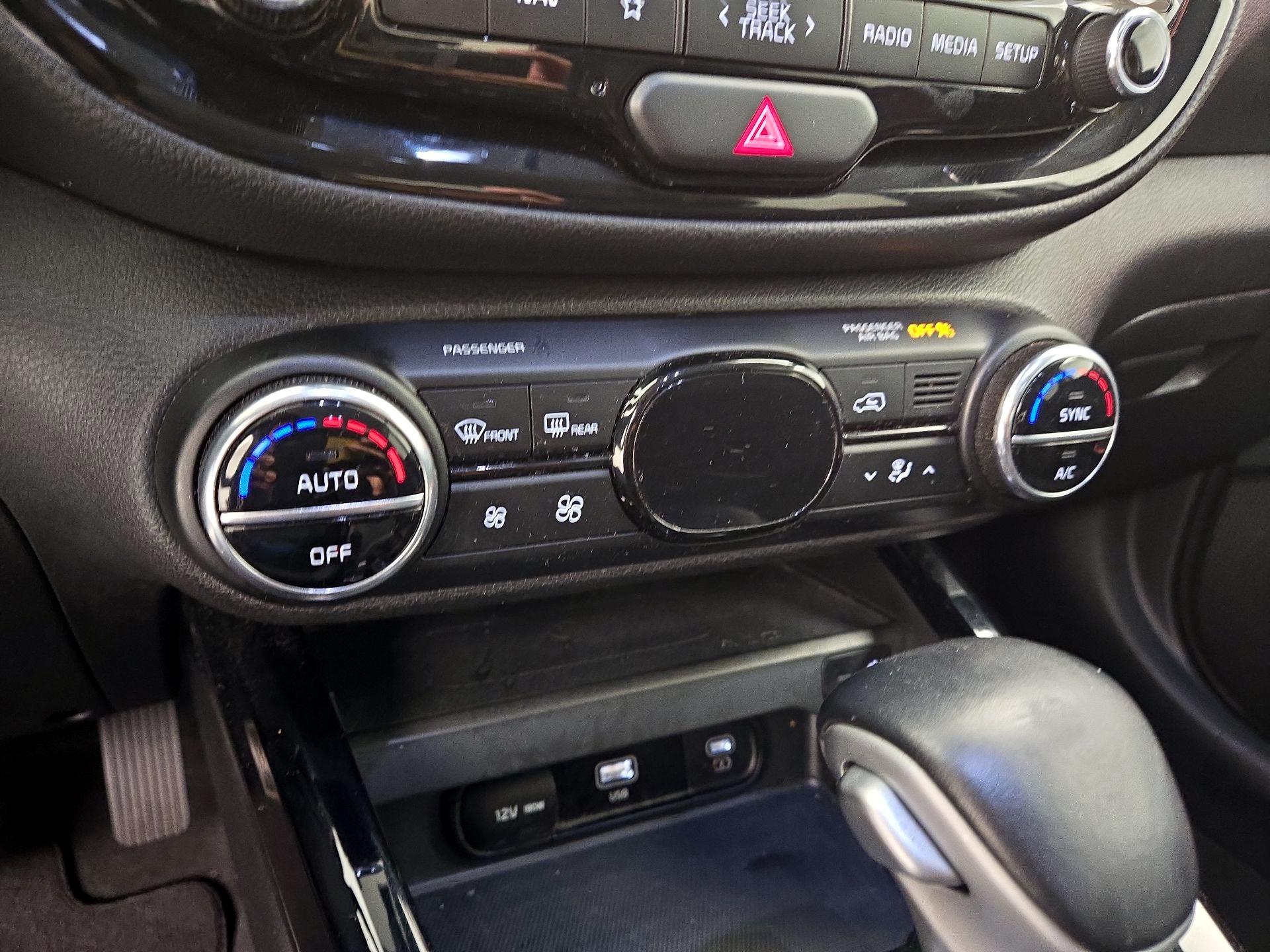 Thumbnail: 2023 Kia Soul - 17
