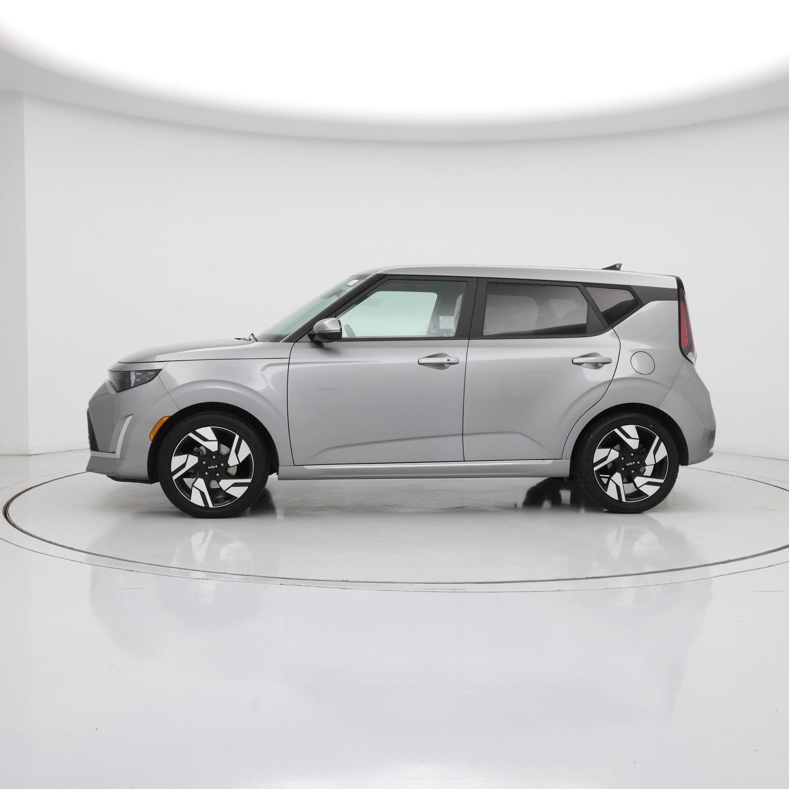 Thumbnail: 2023 Kia Soul - 3