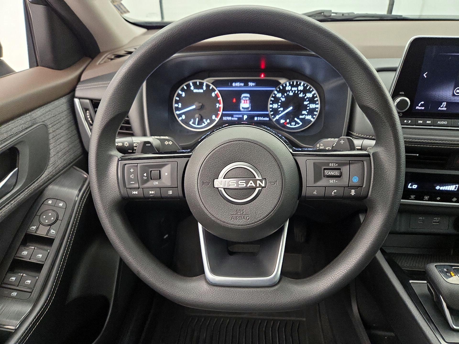 Thumbnail: 2023 Nissan Rogue - 10