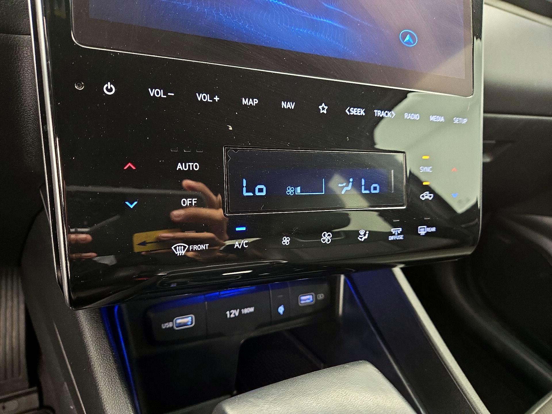 Thumbnail: 2023 Hyundai Santa Cruz - 17