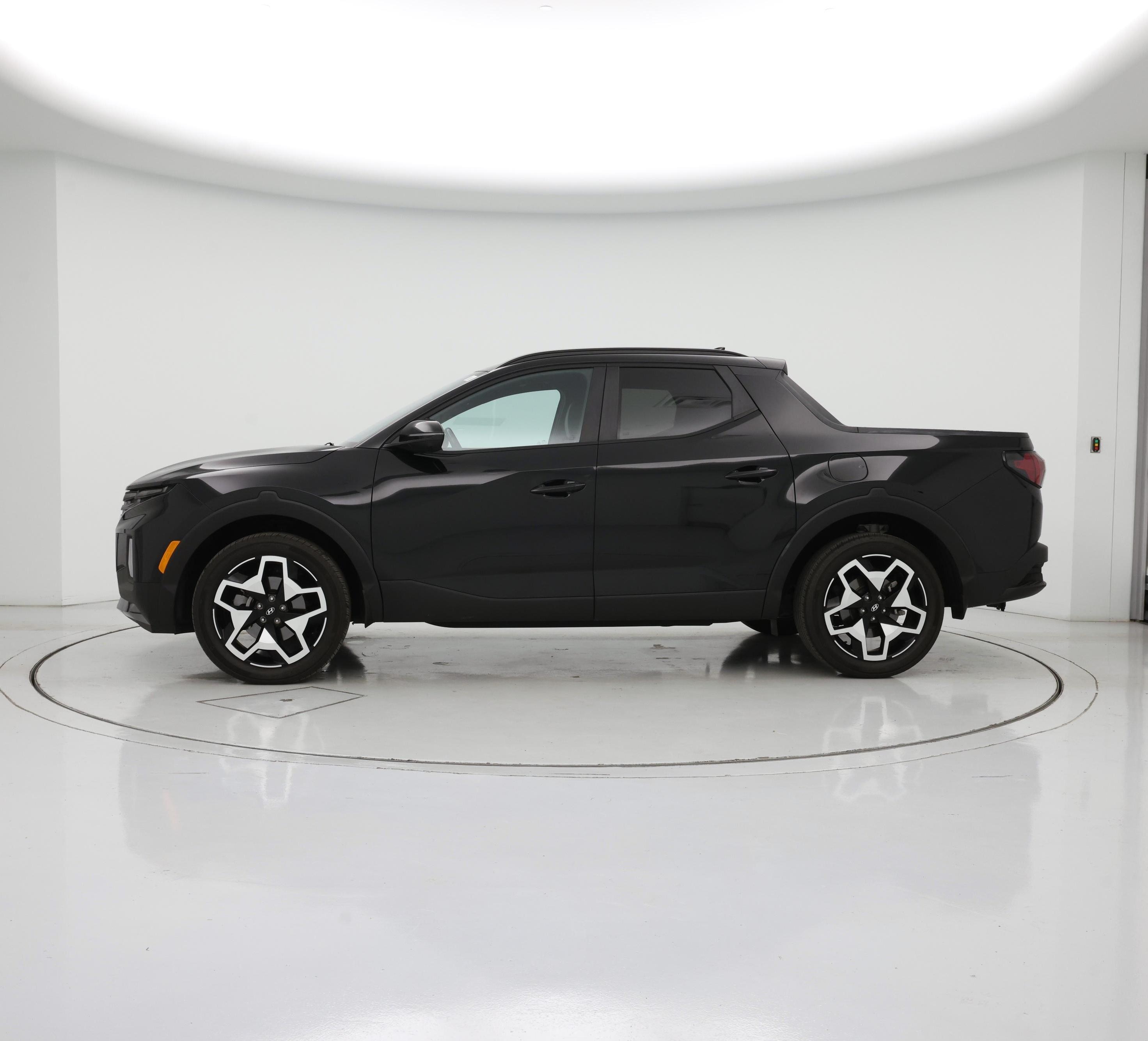 Thumbnail: 2023 Hyundai Santa Cruz - 3