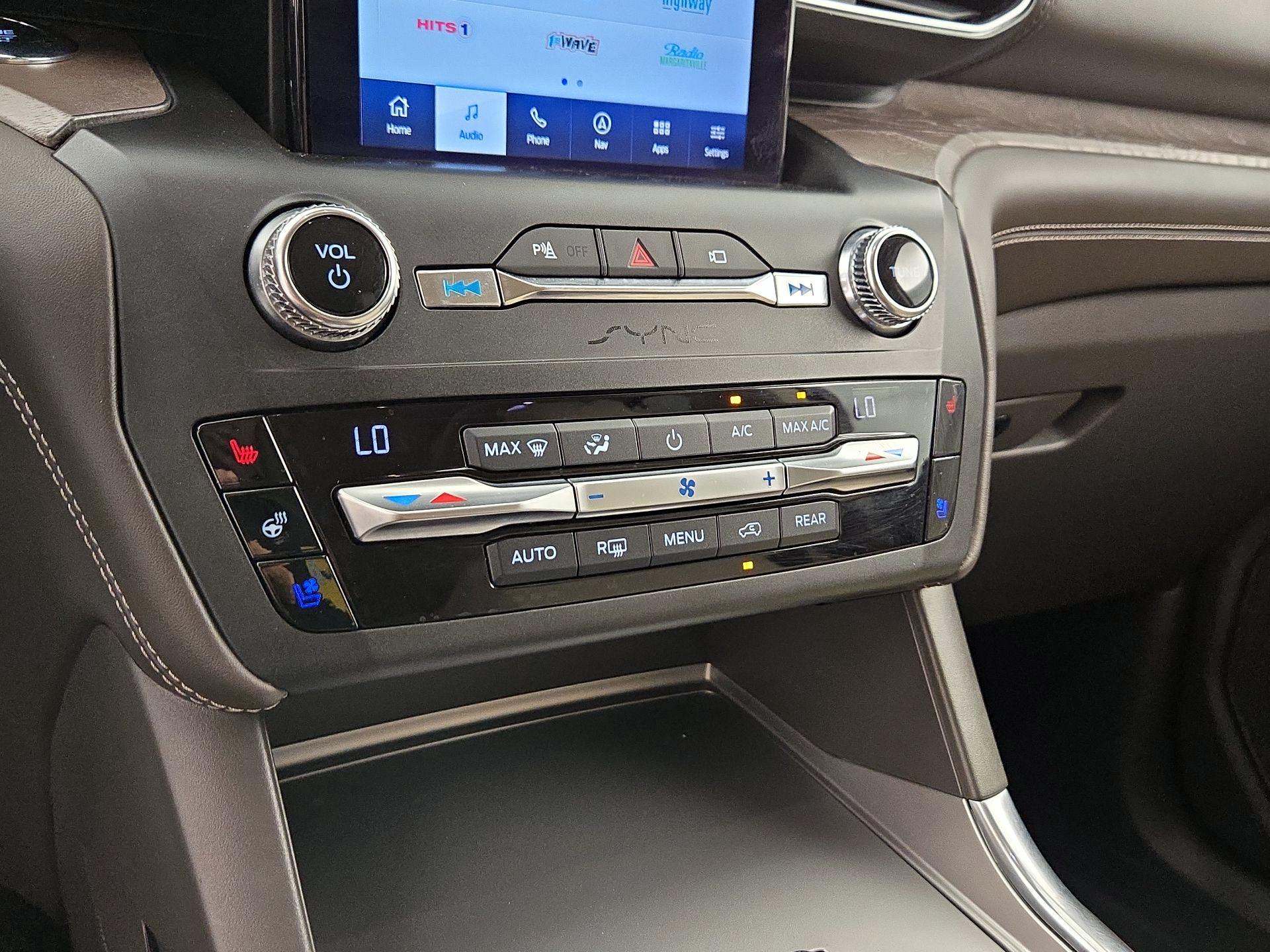 Thumbnail: 2020 Ford Explorer - 17