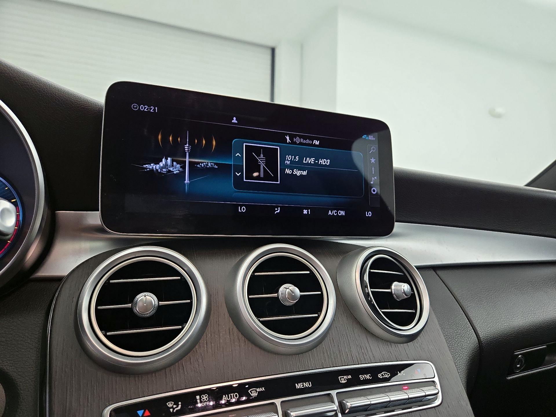 Thumbnail: 2020 Mercedes-Benz C-Class - 15