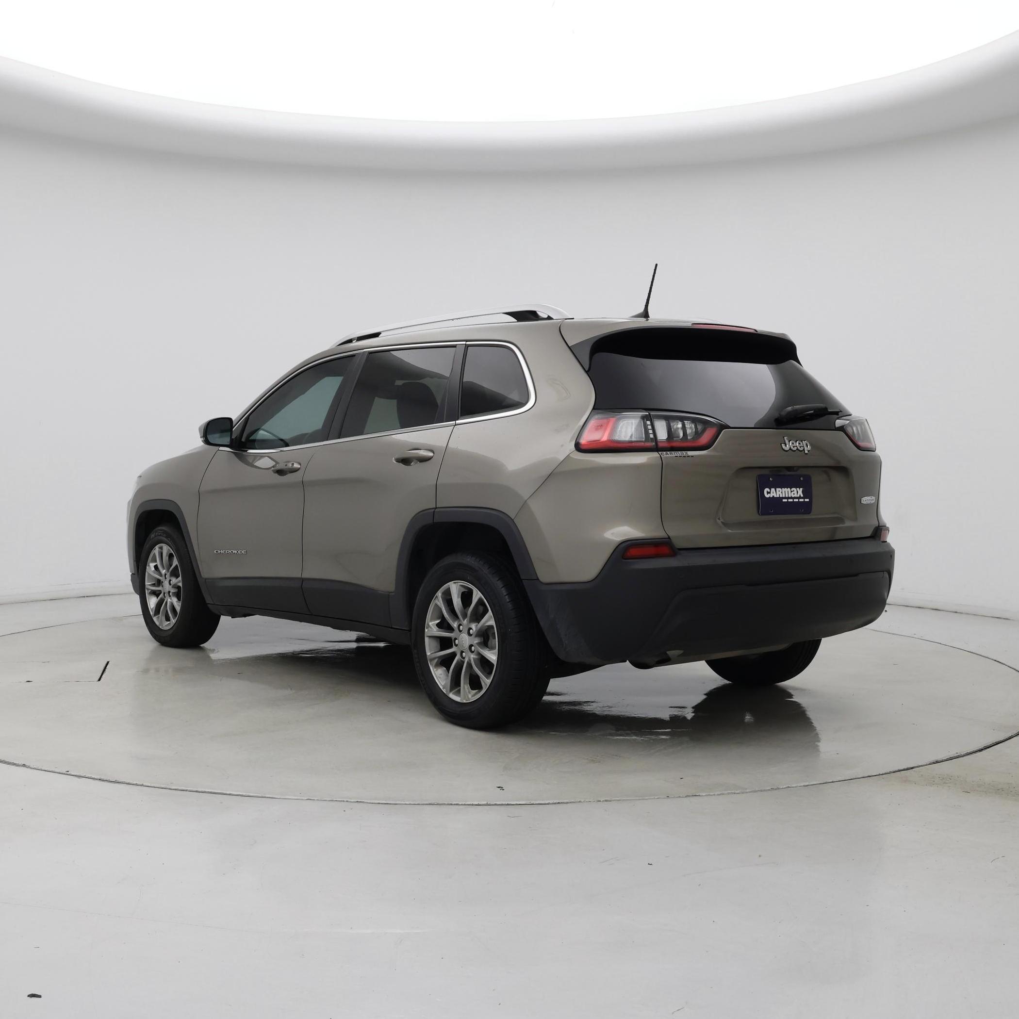Thumbnail: 2019 Jeep Cherokee - 2