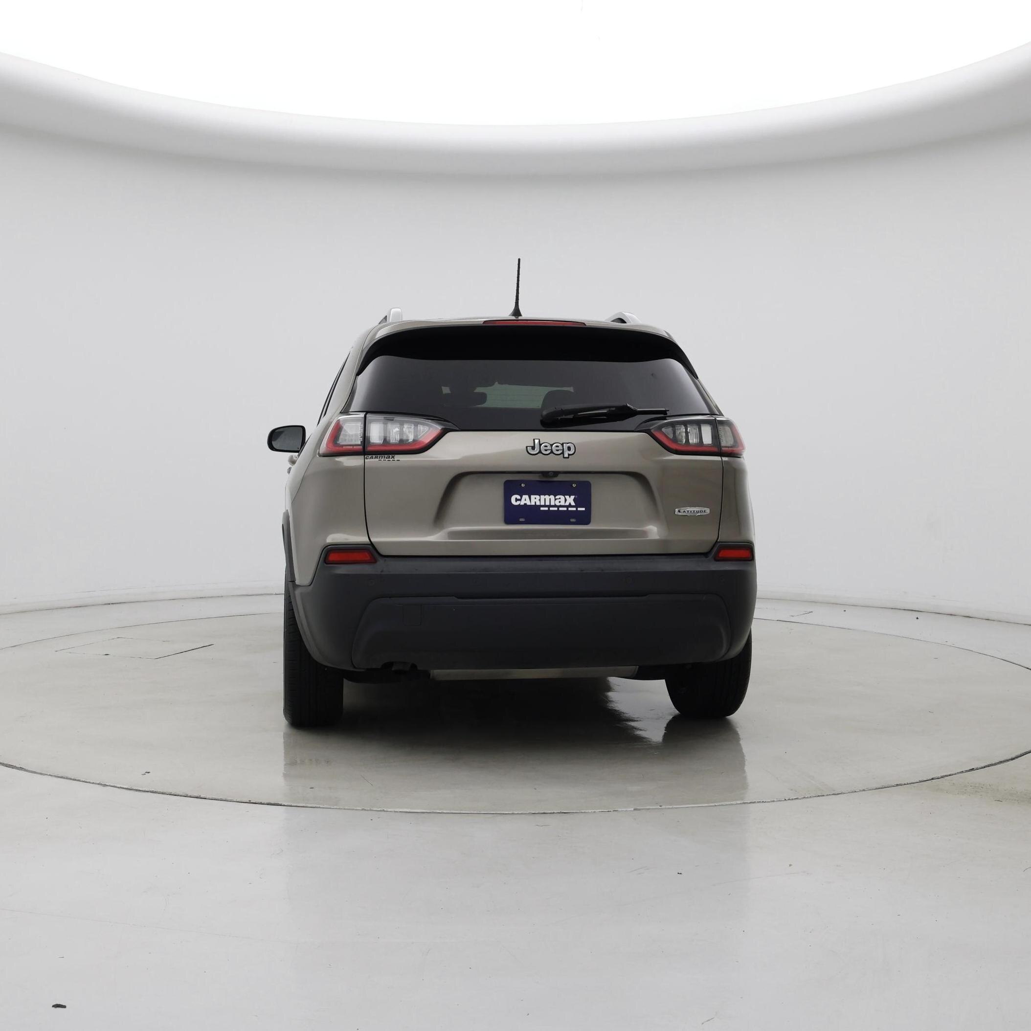 Thumbnail: 2019 Jeep Cherokee - 6