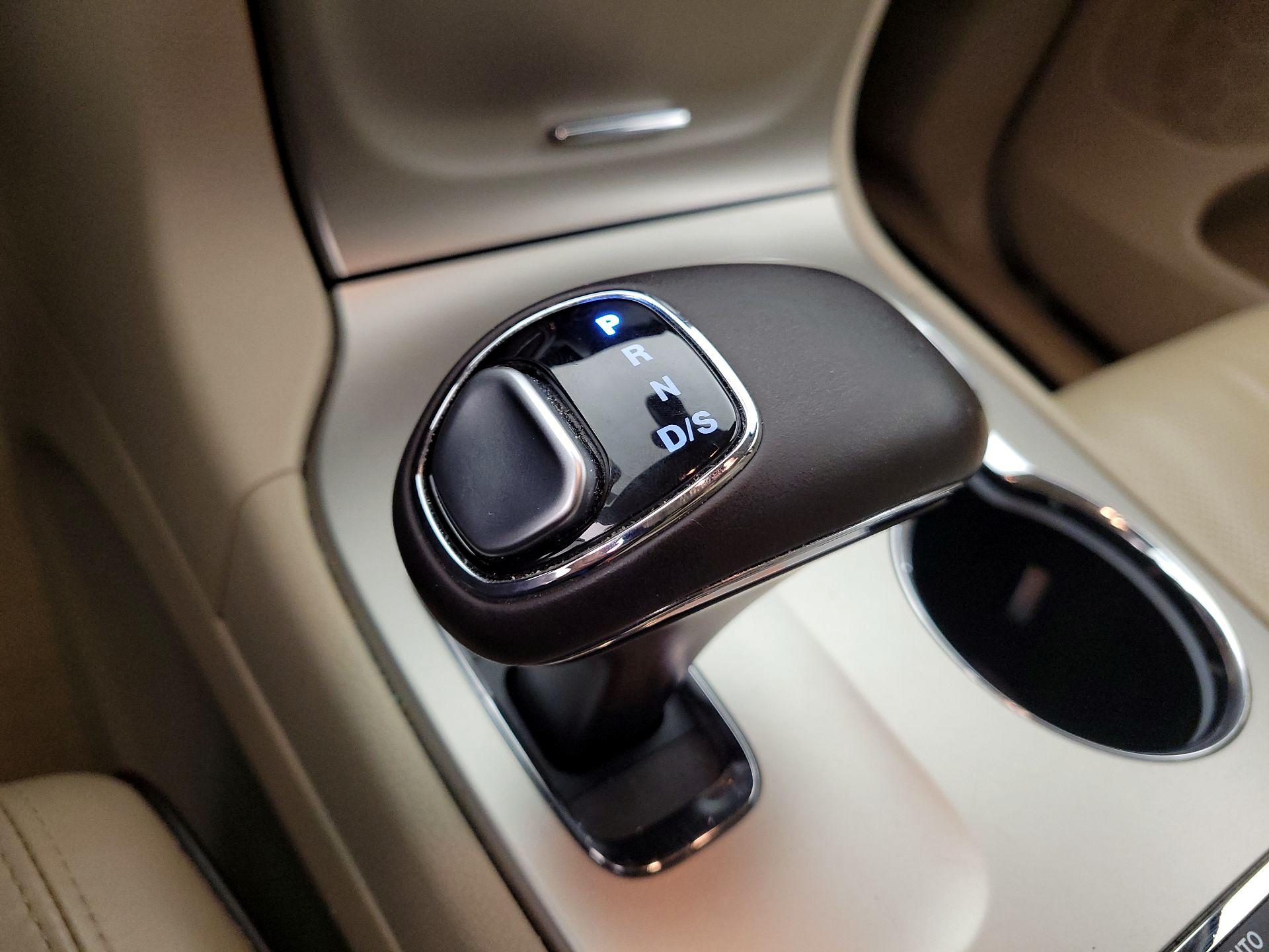 Thumbnail: 2014 Jeep Grand Cherokee - 18