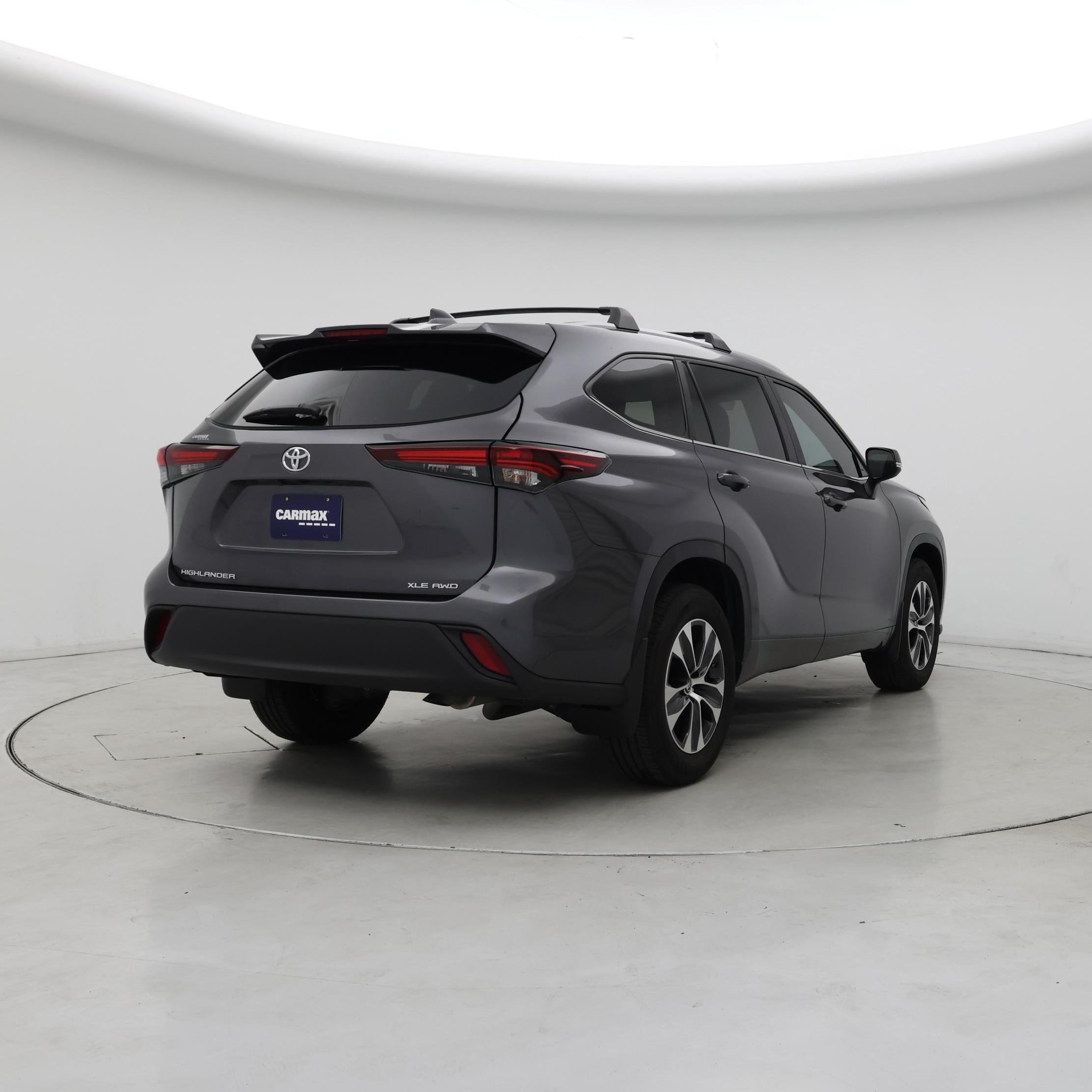 Thumbnail: 2024 Toyota Highlander - 8