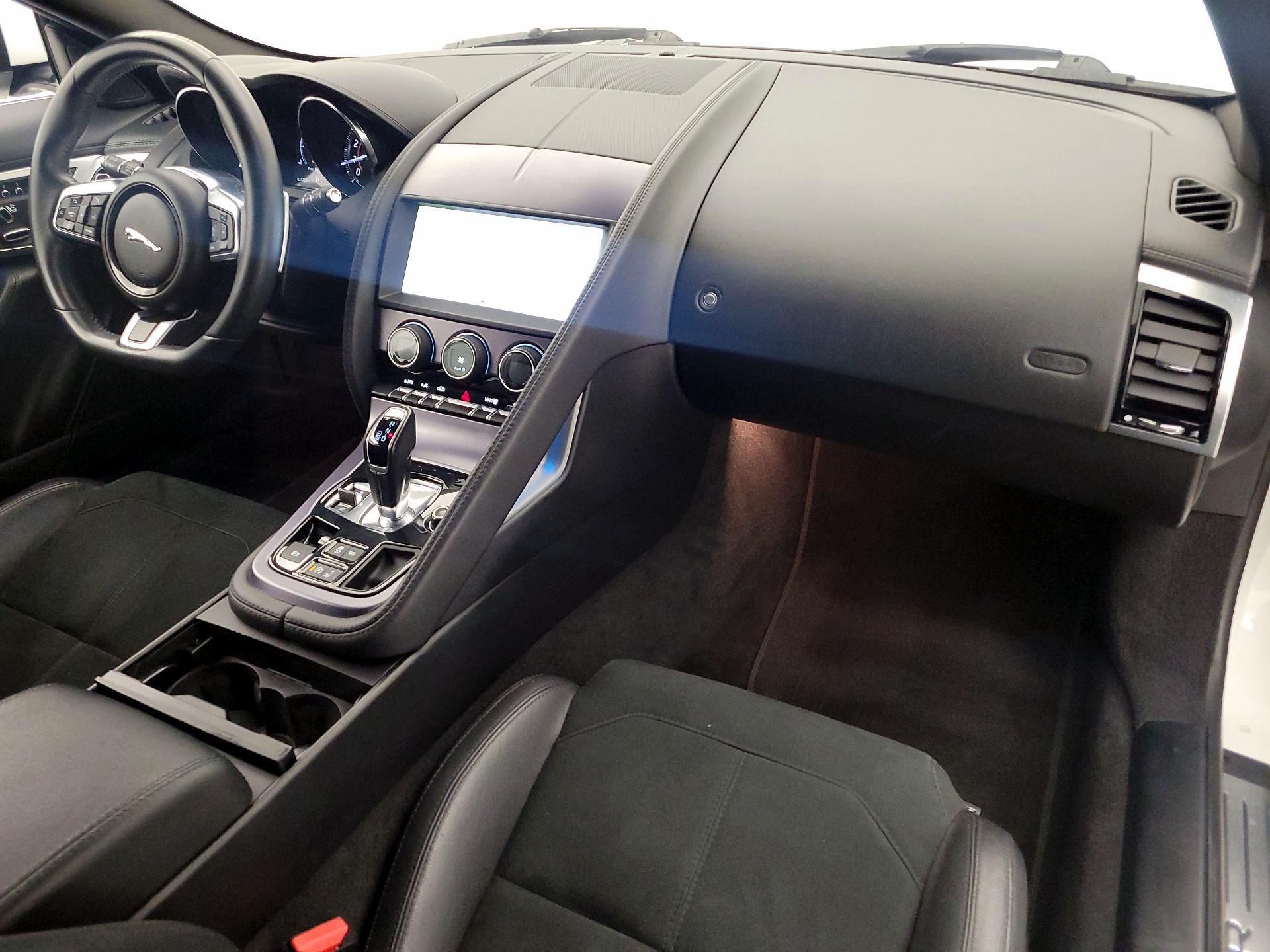 Thumbnail: 2020 Jaguar F-Type - 9