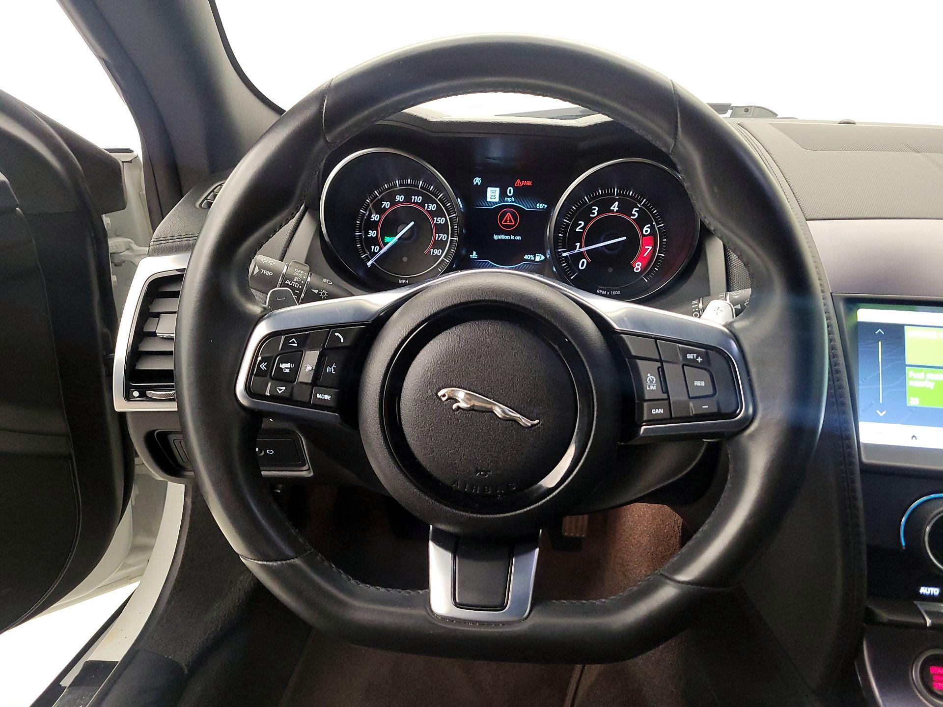 Thumbnail: 2020 Jaguar F-Type - 10