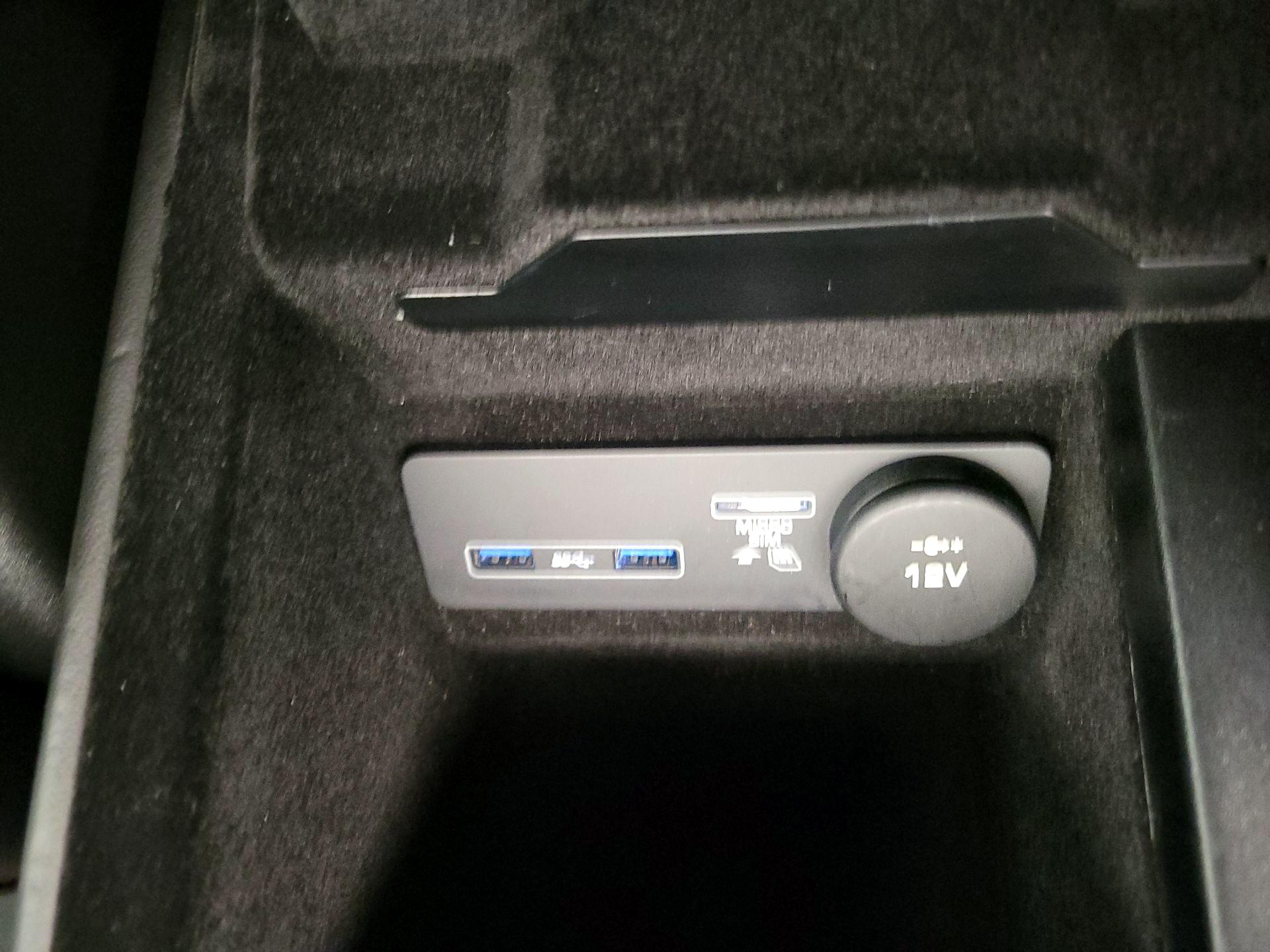 Thumbnail: 2020 Jaguar F-Type - 19