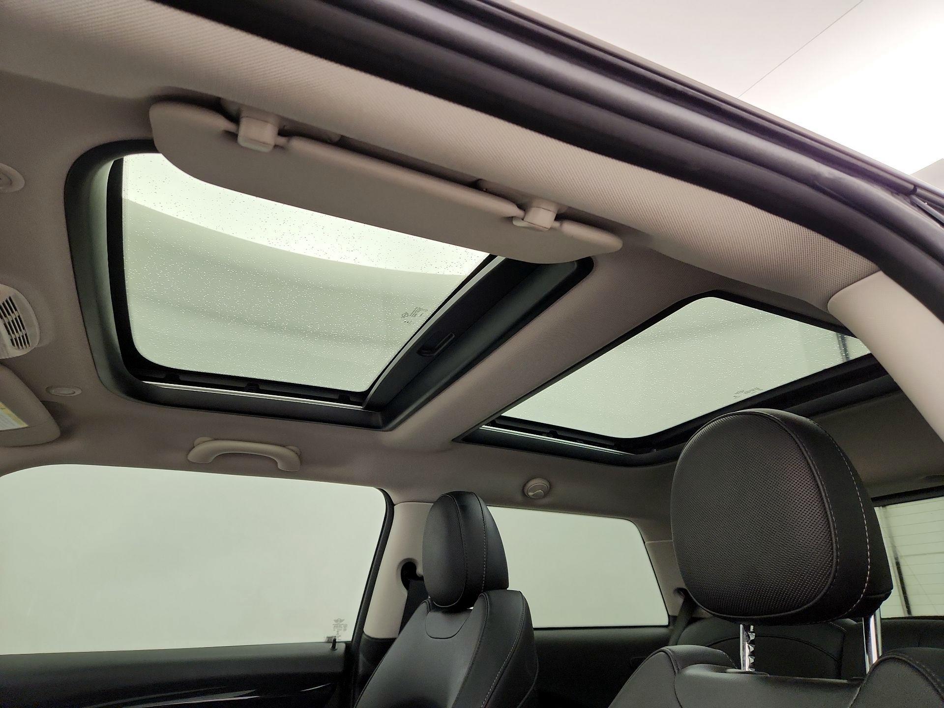 Thumbnail: 2016 MINI Cooper Hardtop - 18