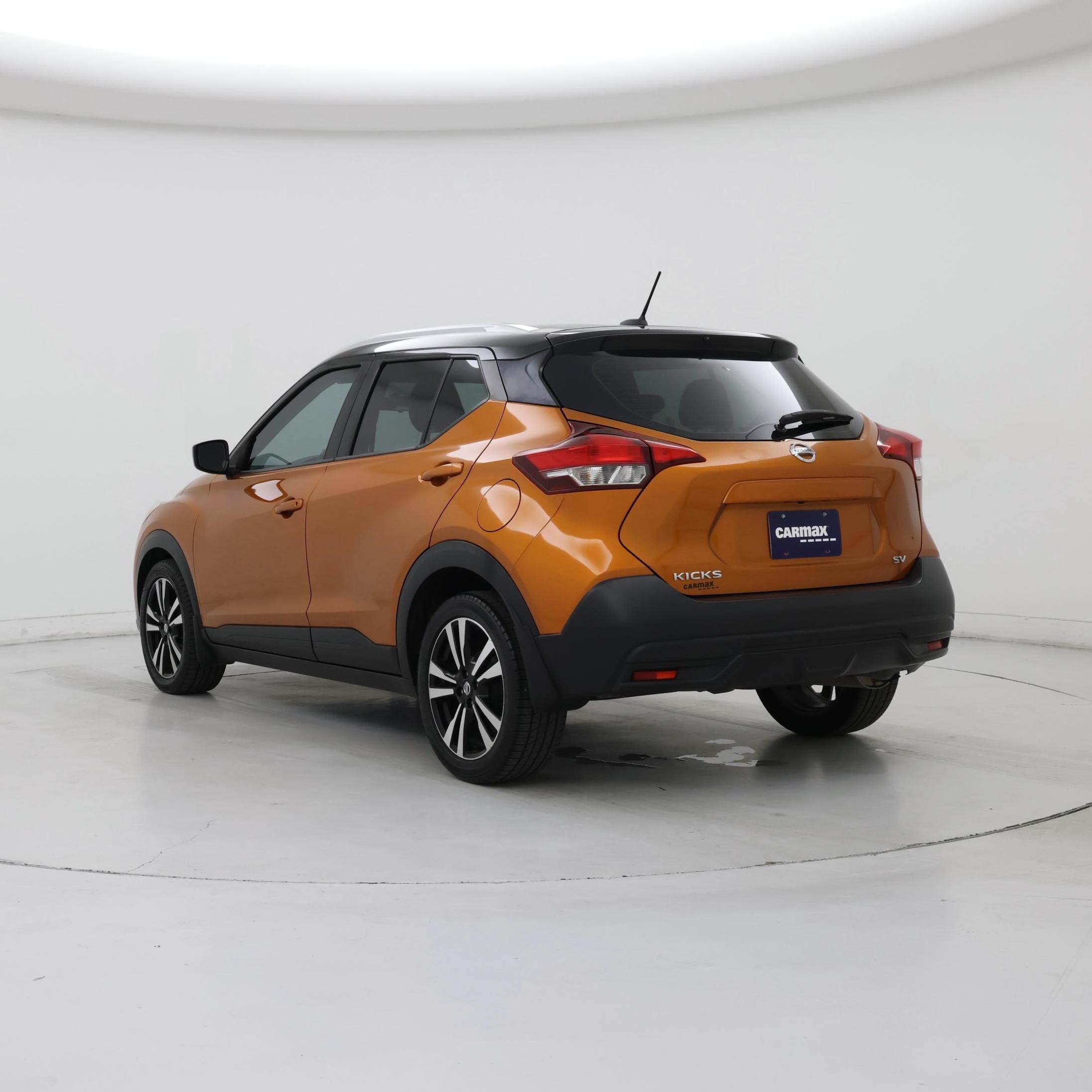 Thumbnail: 2018 Nissan Kicks - 2