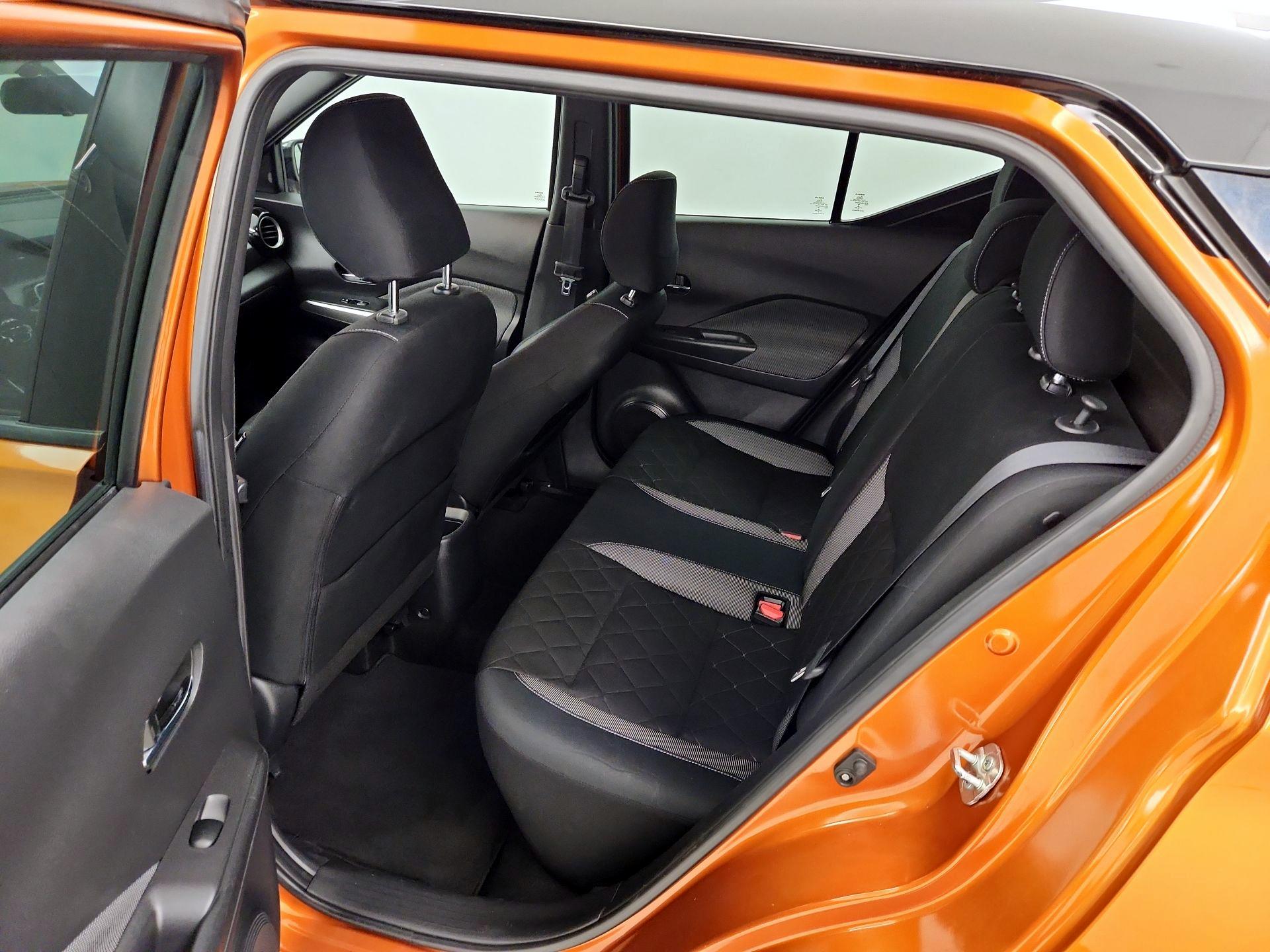 Thumbnail: 2018 Nissan Kicks - 19