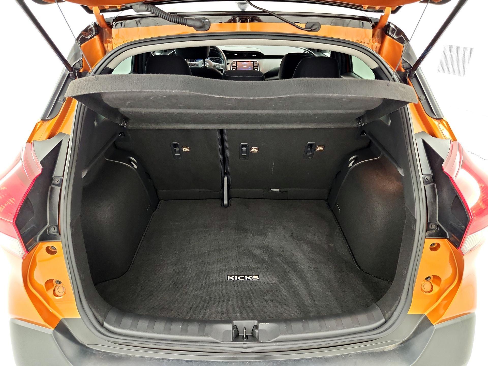 Thumbnail: 2018 Nissan Kicks - 20