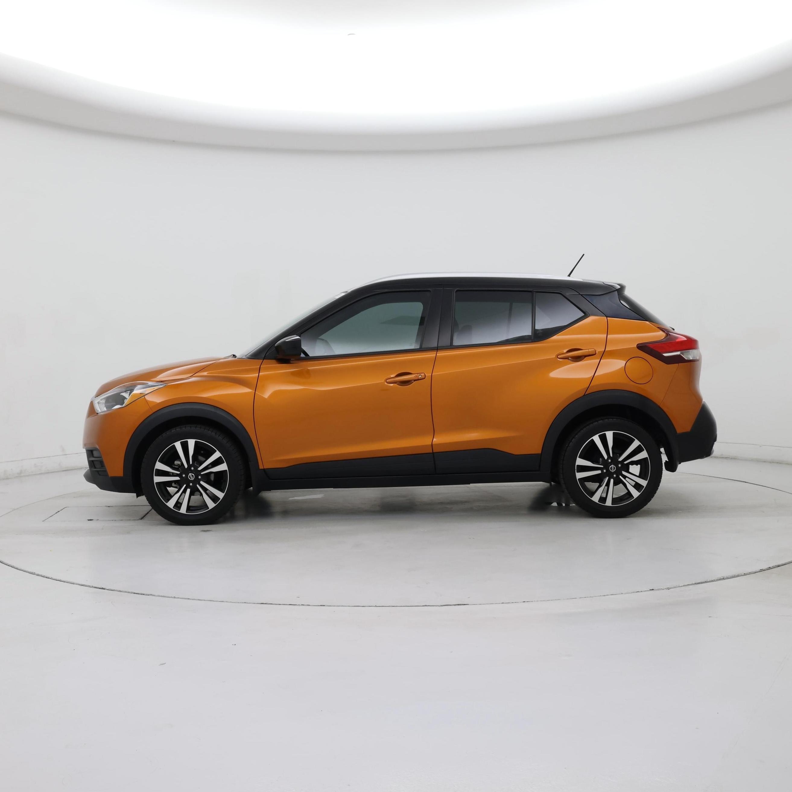 Thumbnail: 2018 Nissan Kicks - 3
