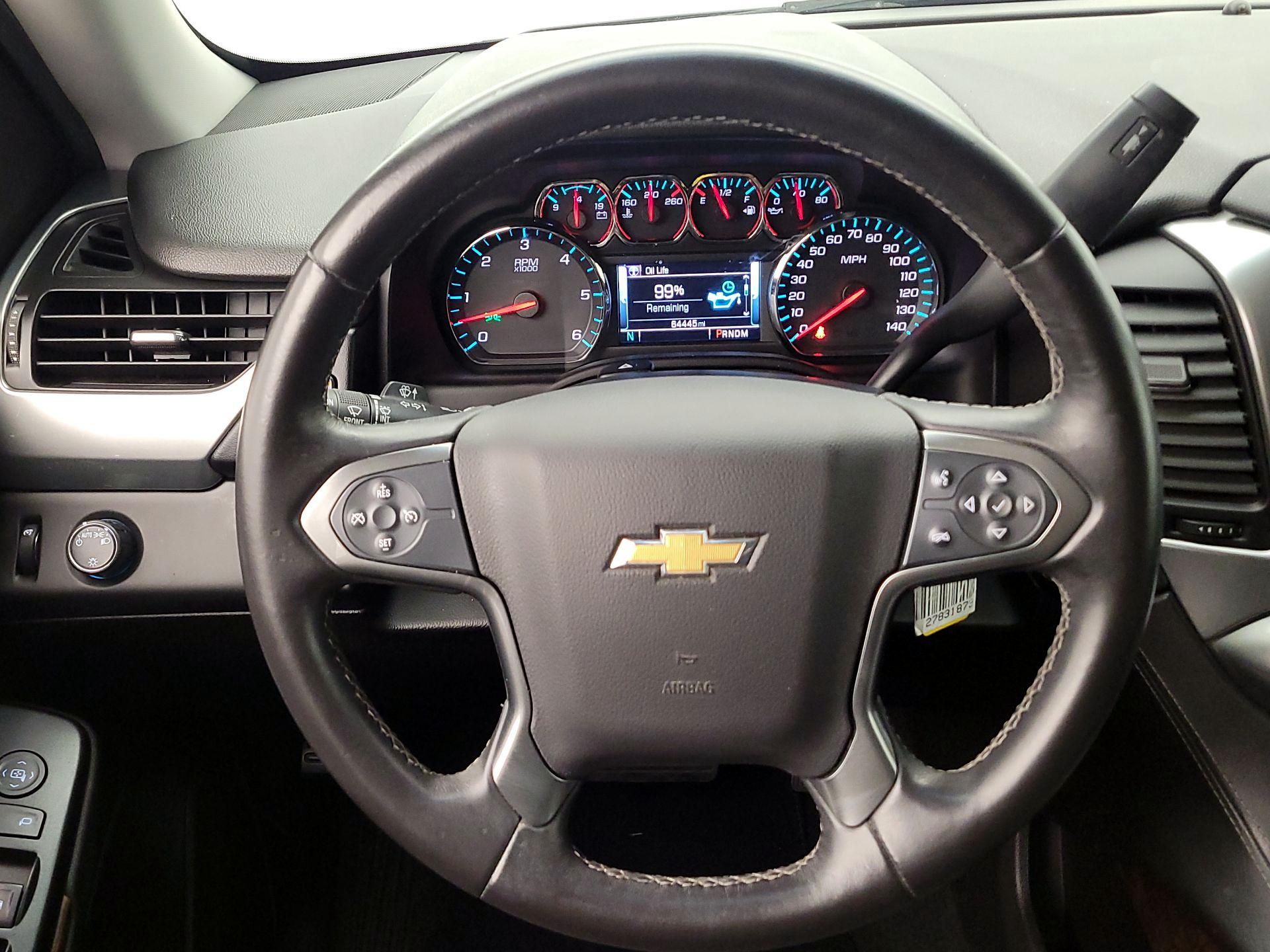 Thumbnail: 2016 Chevrolet Suburban - 10