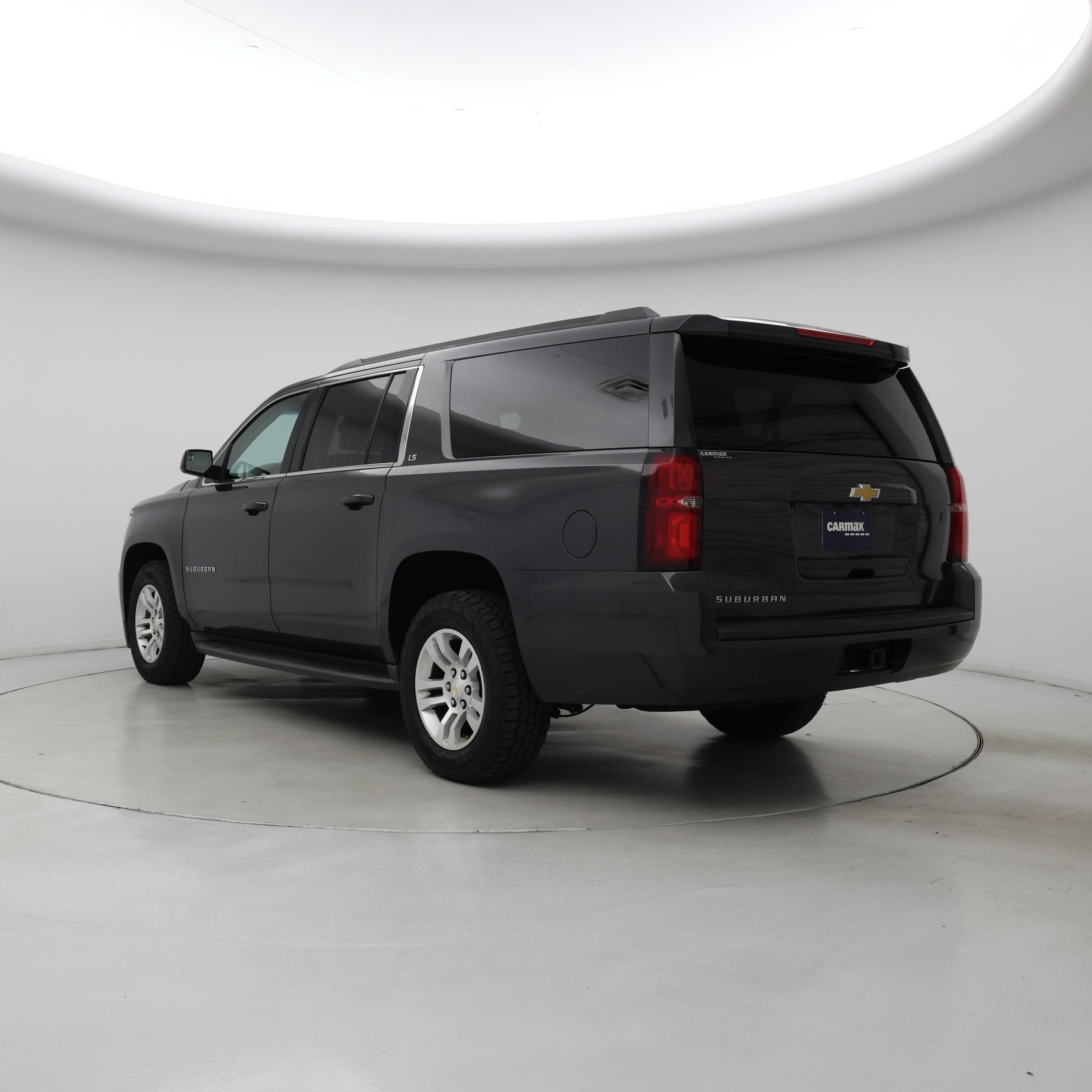 Thumbnail: 2016 Chevrolet Suburban - 2