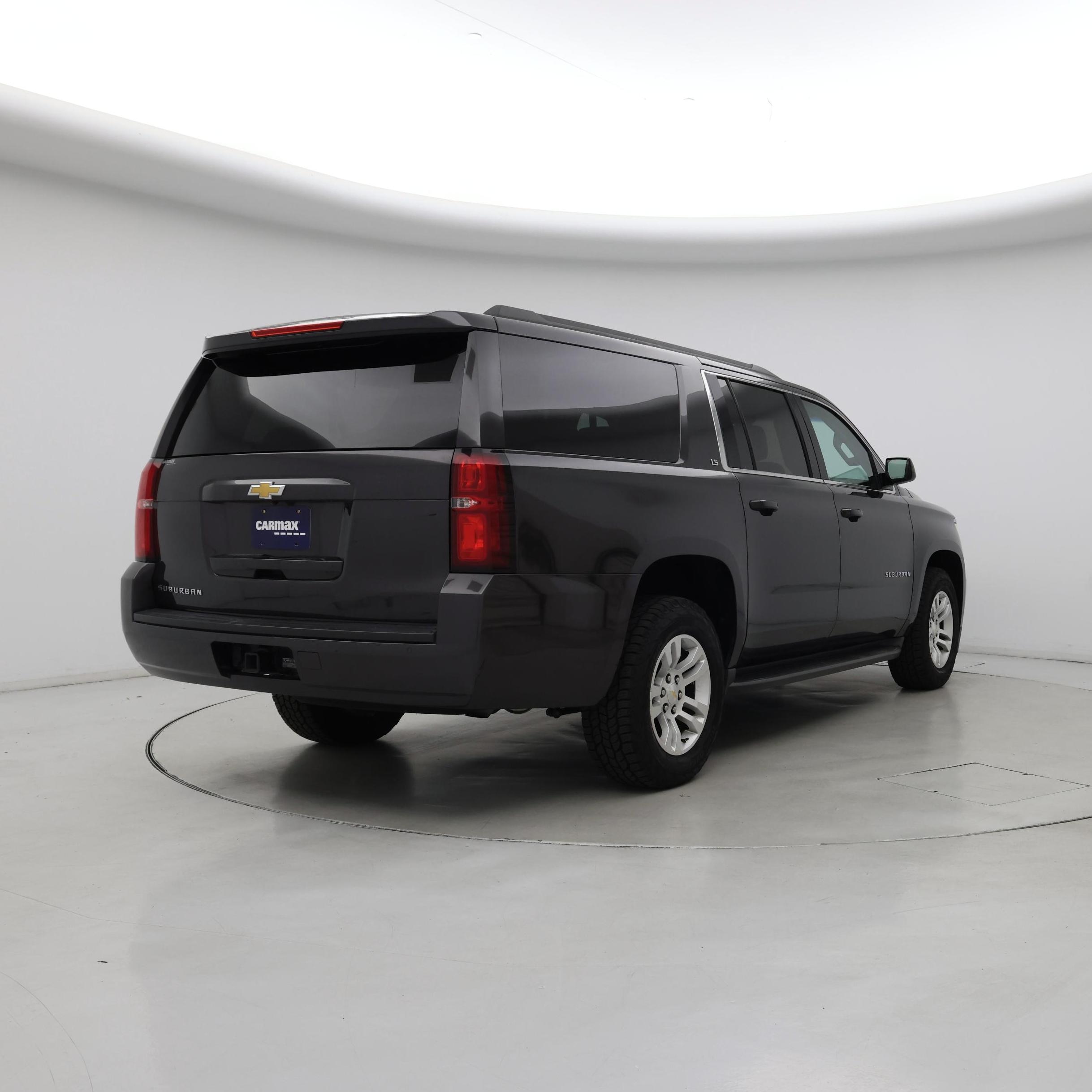 Thumbnail: 2016 Chevrolet Suburban - 8