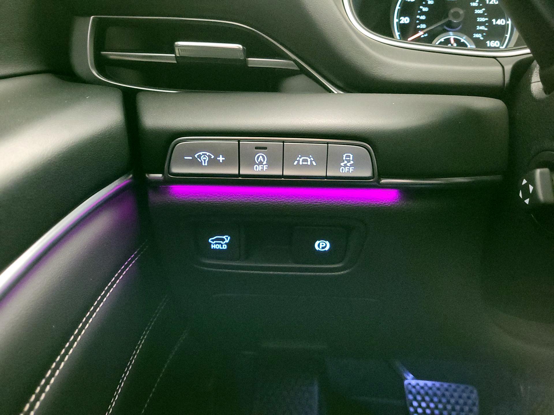 Thumbnail: 2021 Genesis GV80 - 13