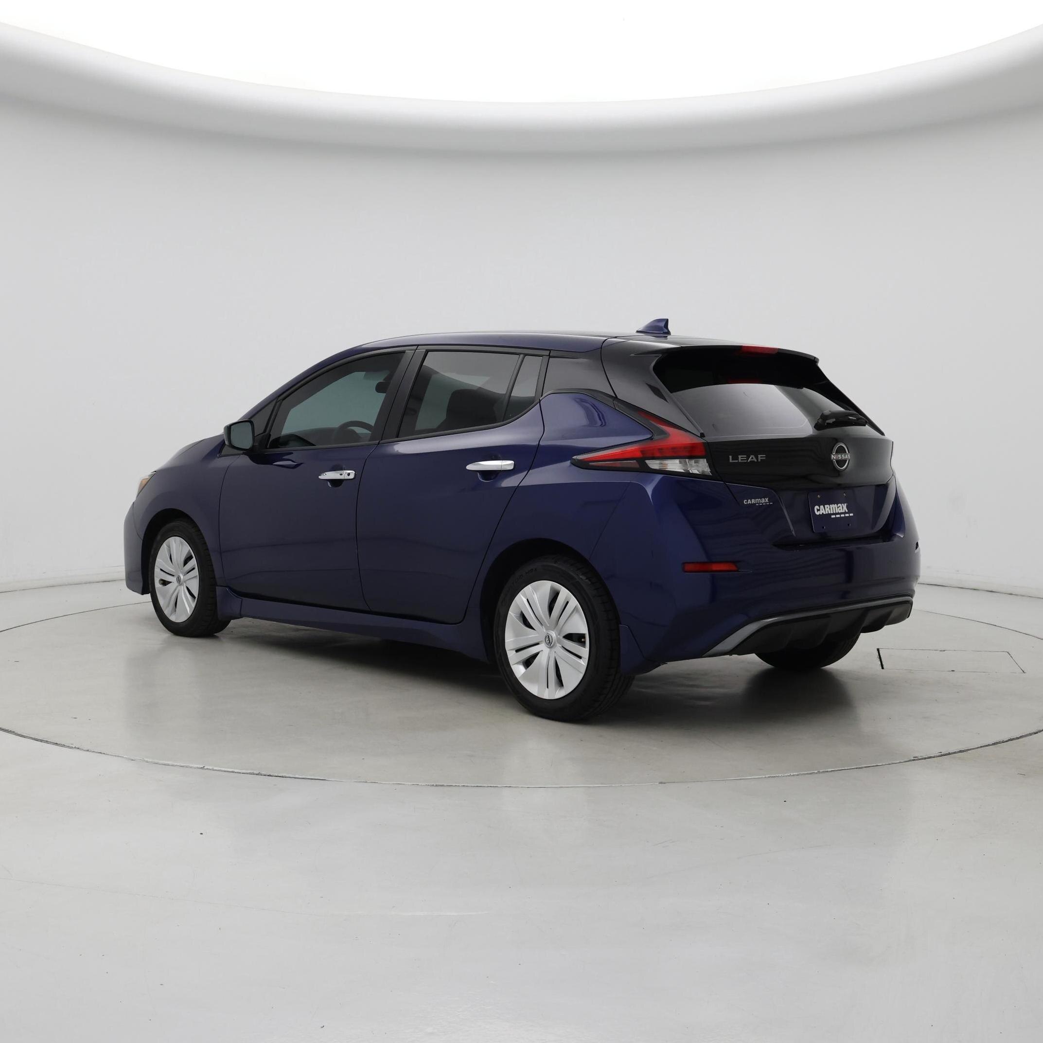 Thumbnail: 2023 Nissan Leaf - 2