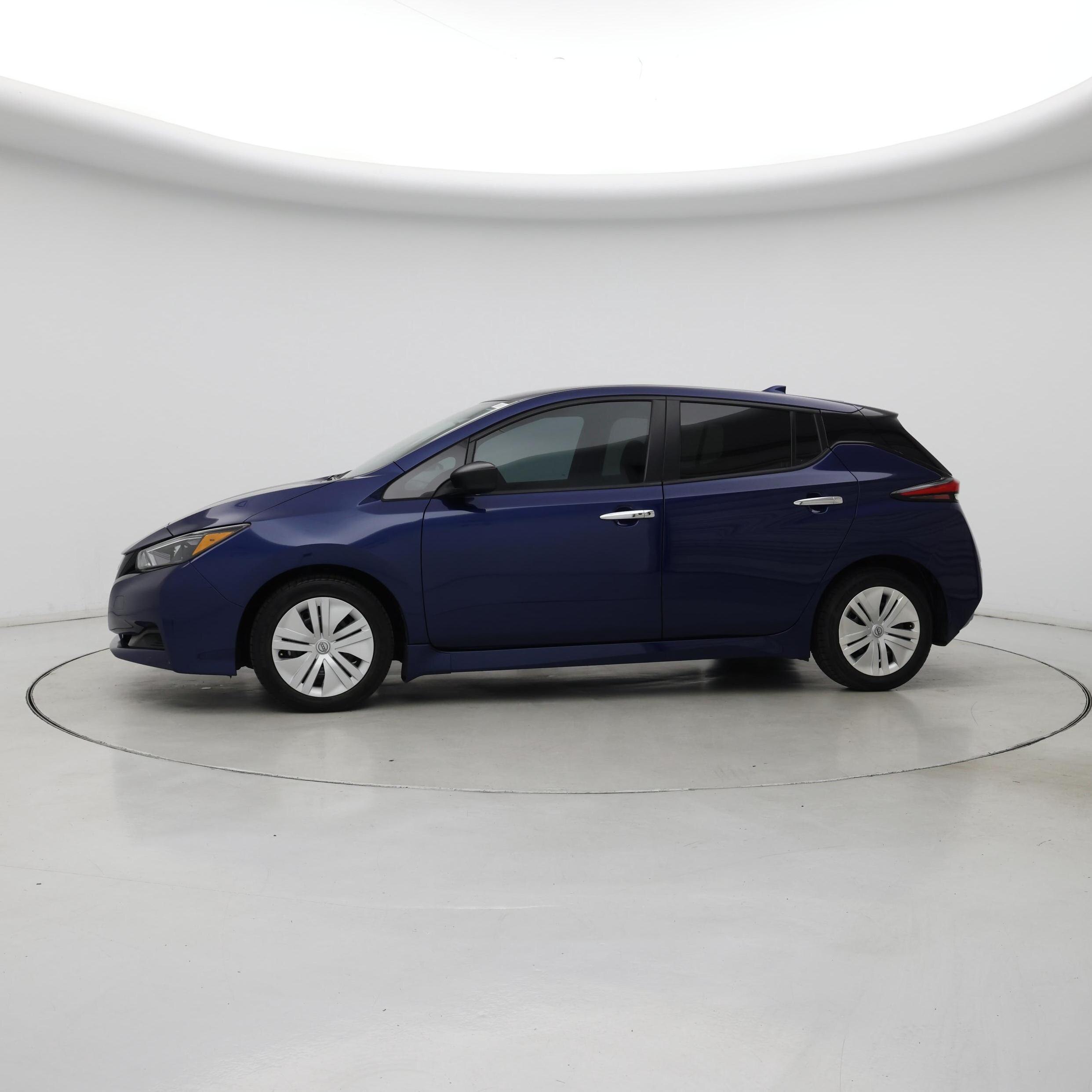 Thumbnail: 2023 Nissan Leaf - 3