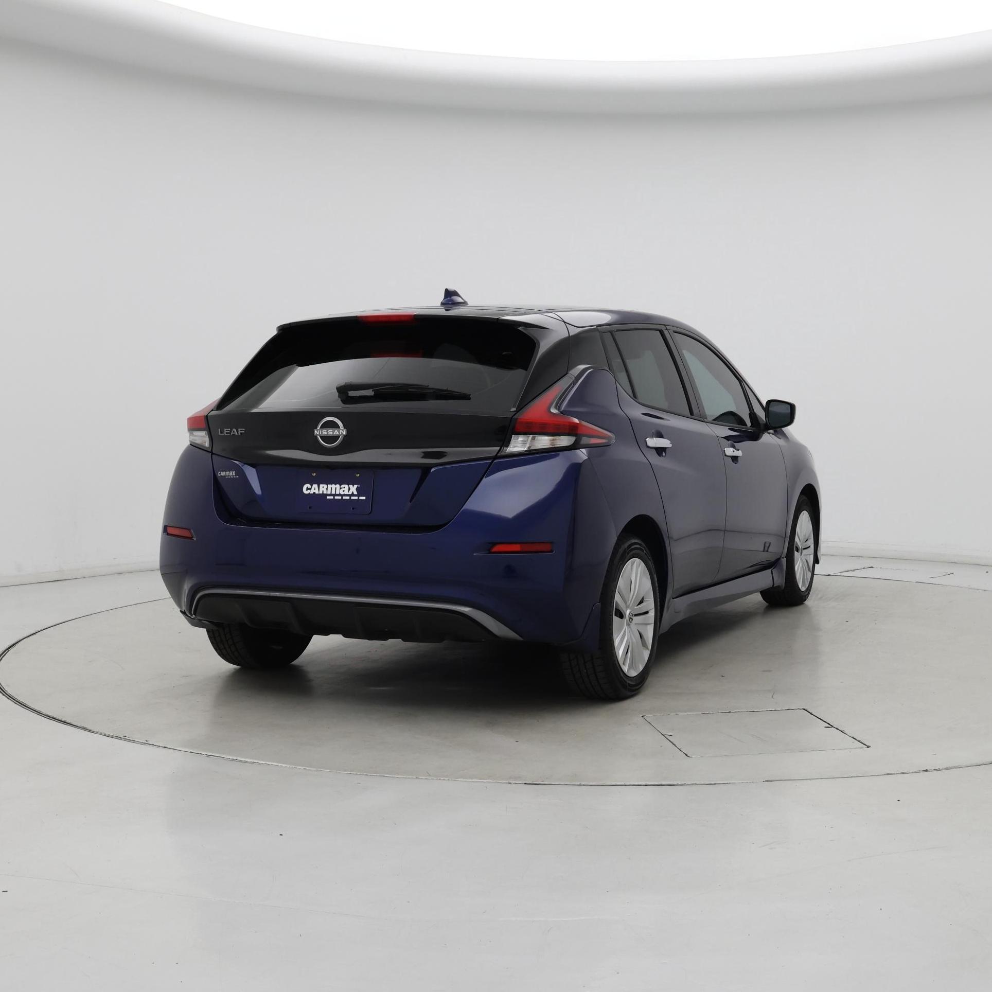 Thumbnail: 2023 Nissan Leaf - 8