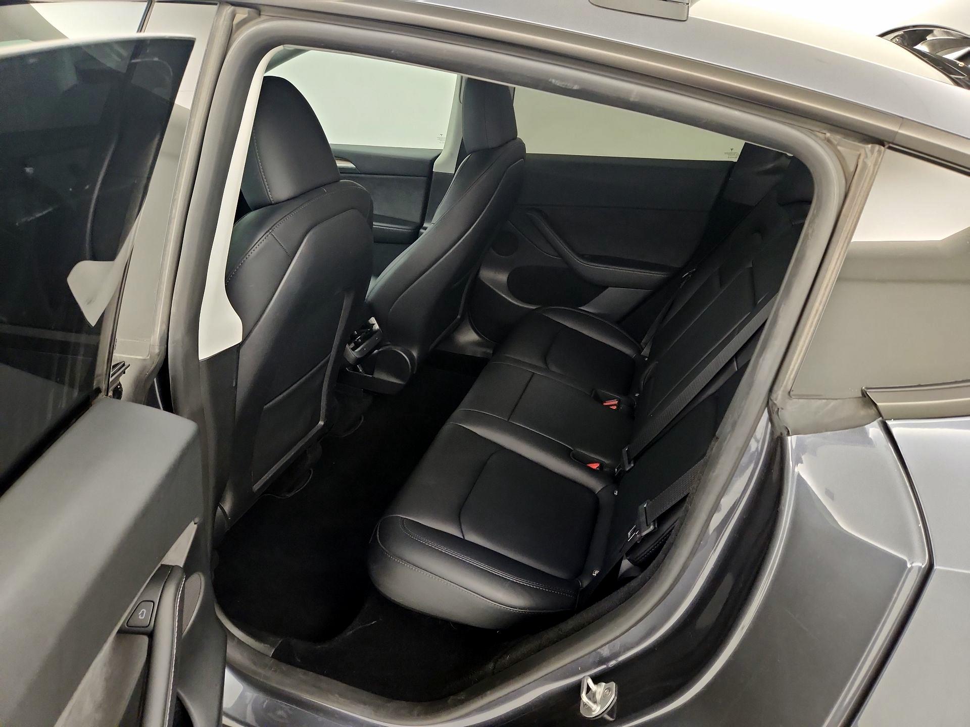 Thumbnail: 2023 Tesla Model Y - 19