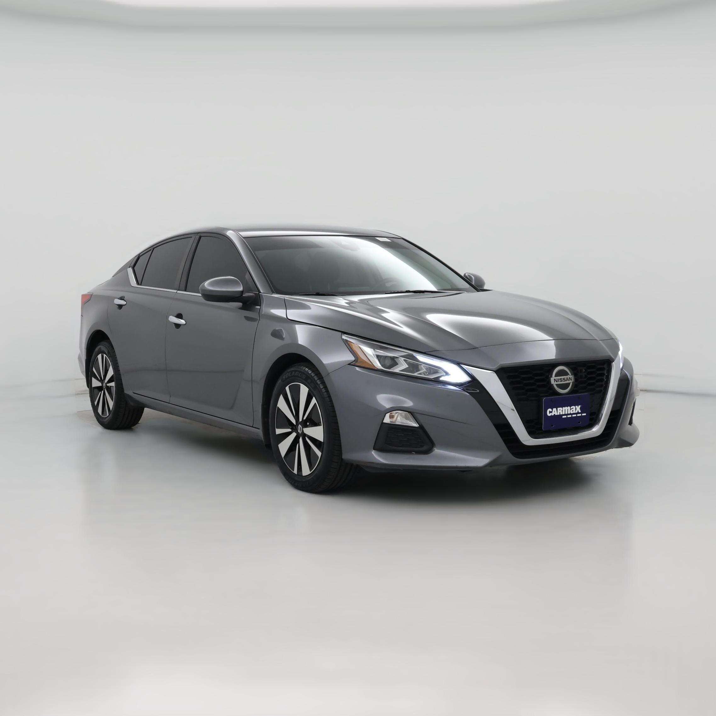 Thumbnail: 2022 Nissan Altima - 1