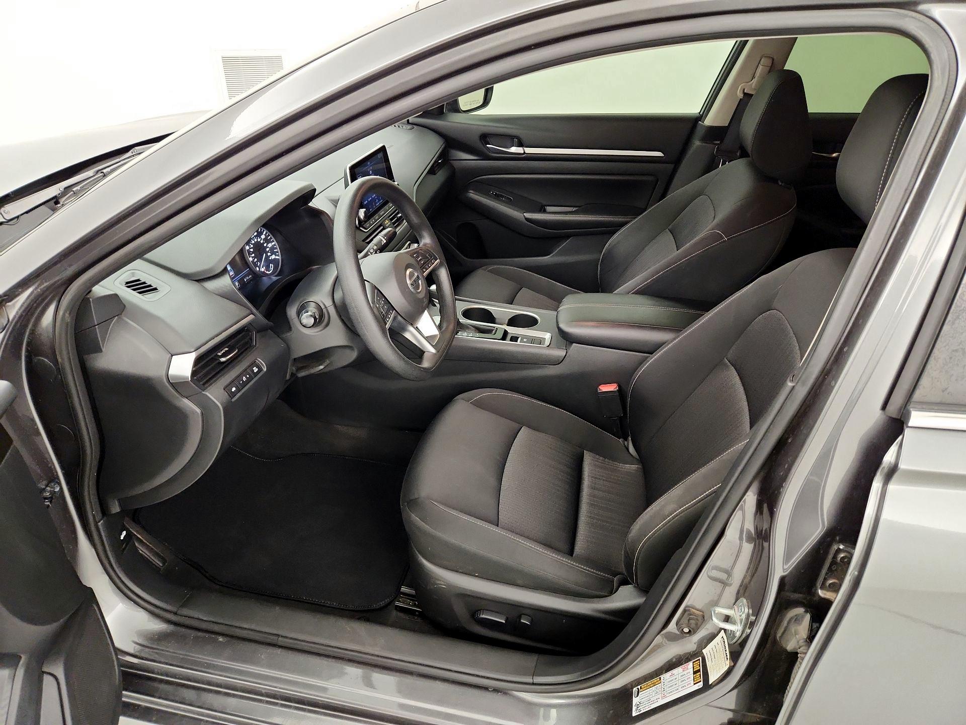 Thumbnail: 2022 Nissan Altima - 11