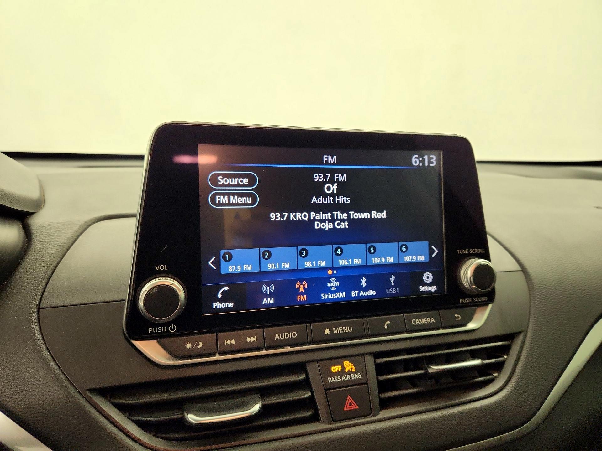 Thumbnail: 2022 Nissan Altima - 15