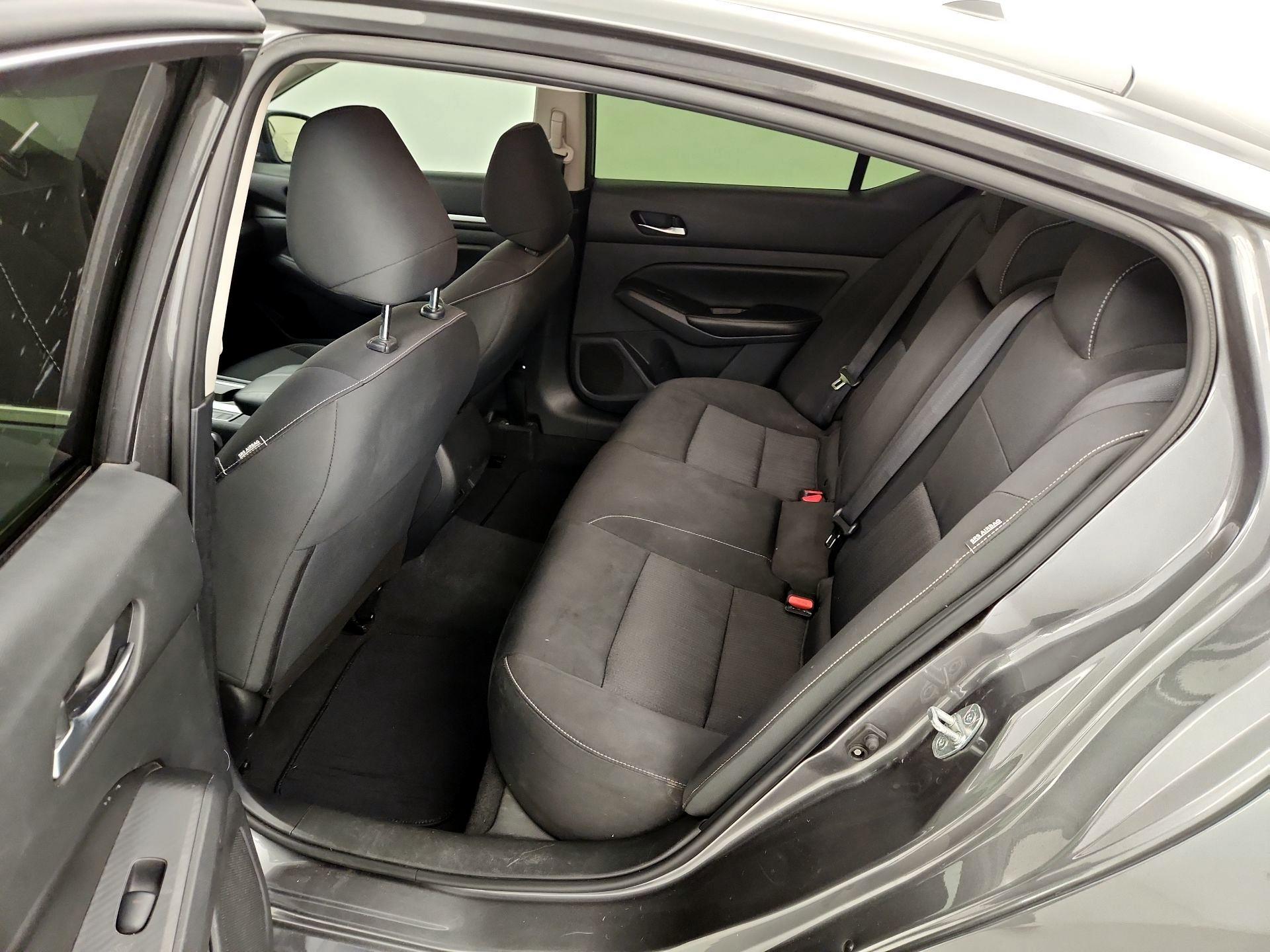 Thumbnail: 2022 Nissan Altima - 19